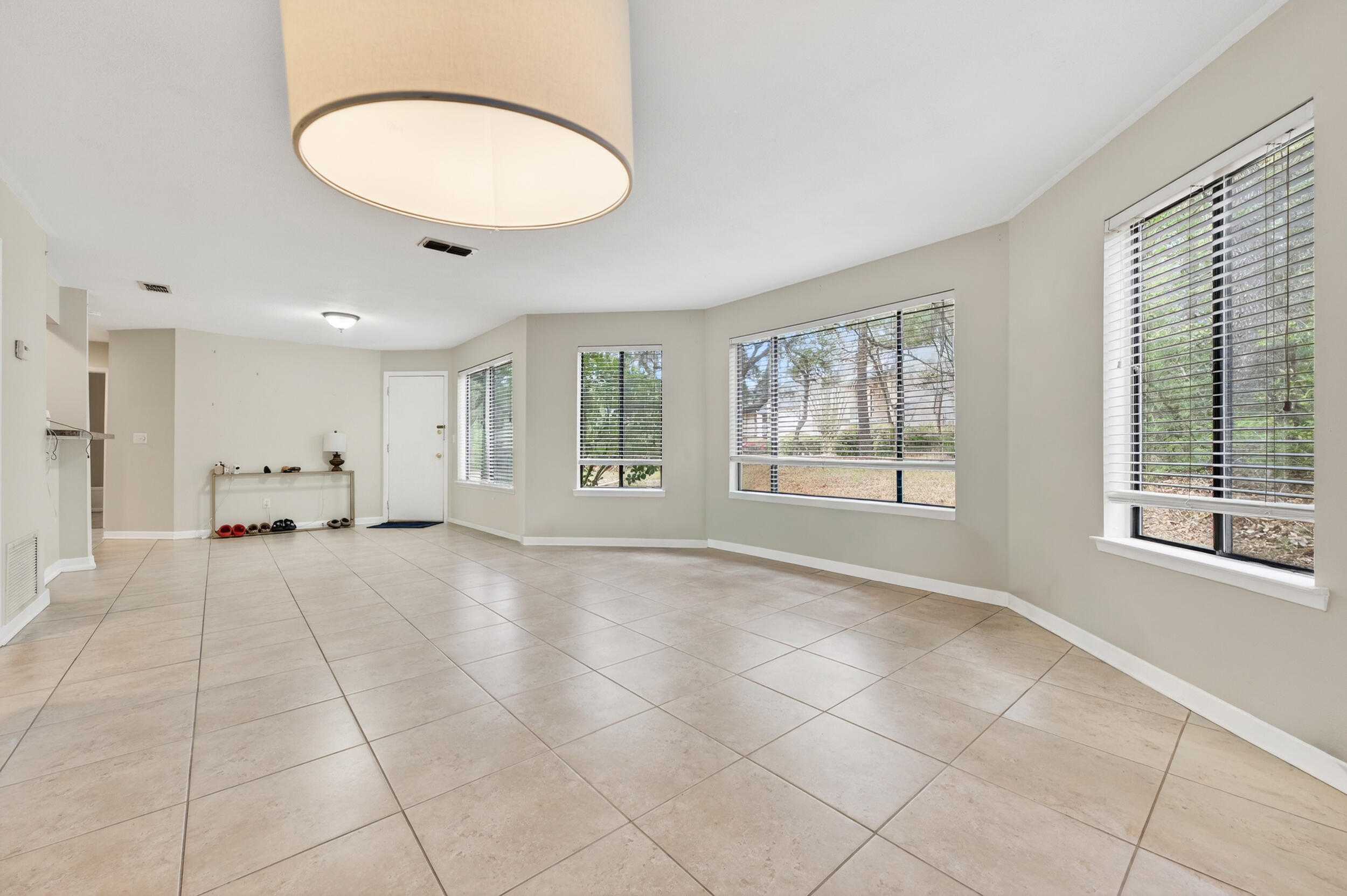 55 Bay Drive 2101