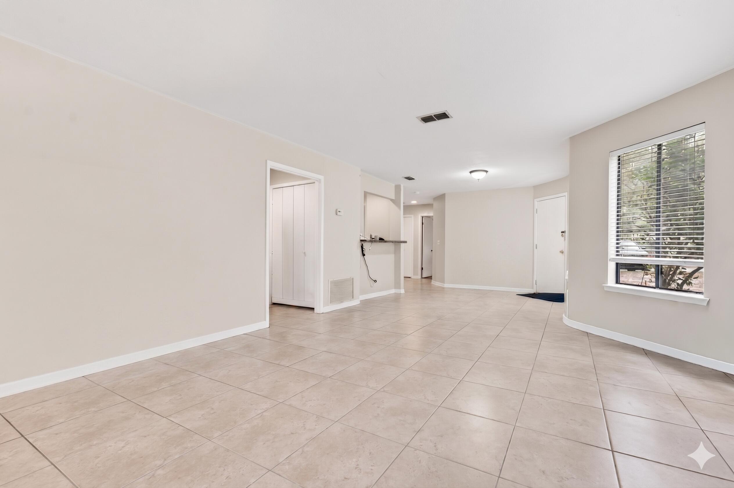 55 Bay Drive 2101