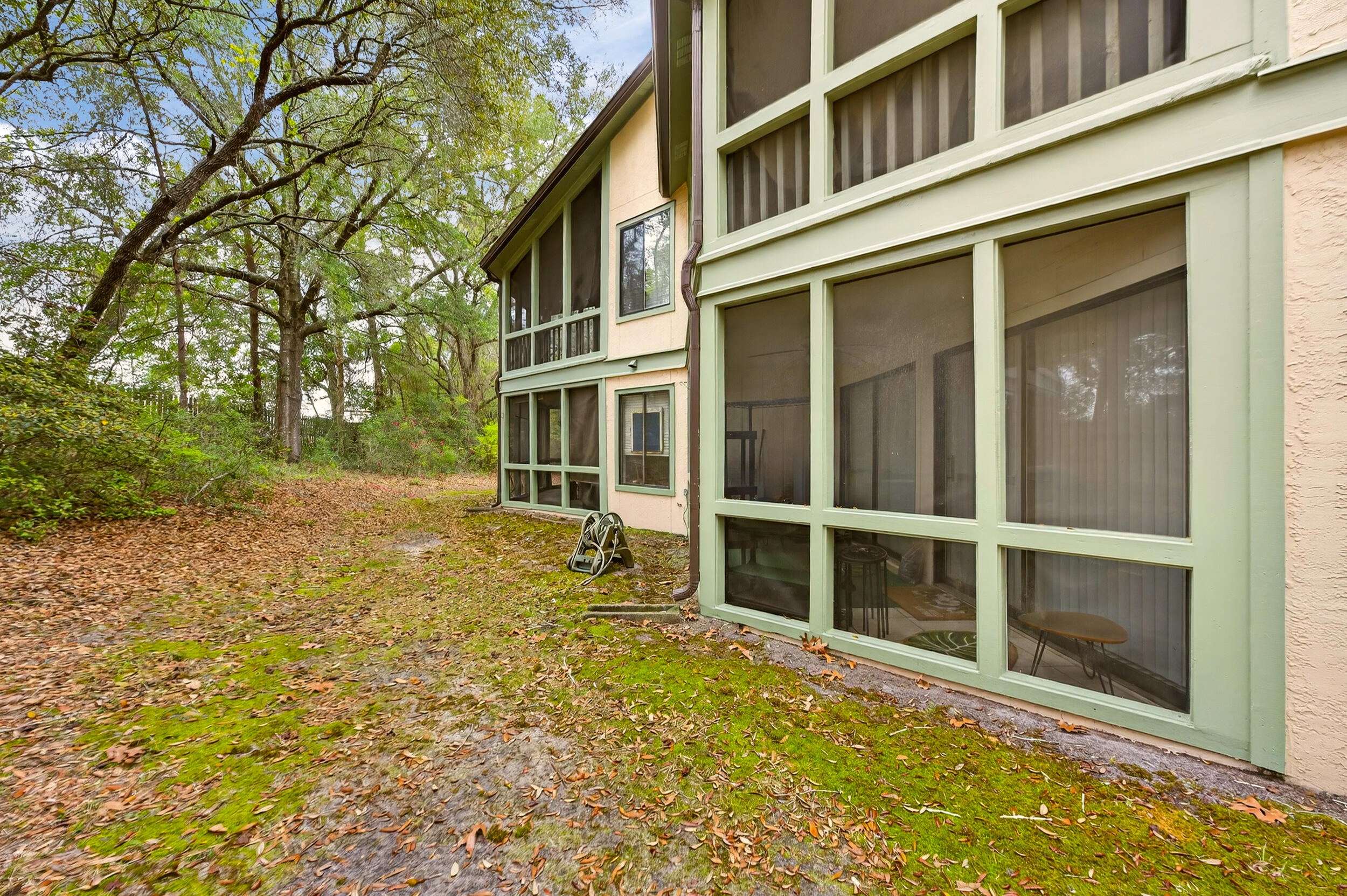 55 Bay Drive 2101