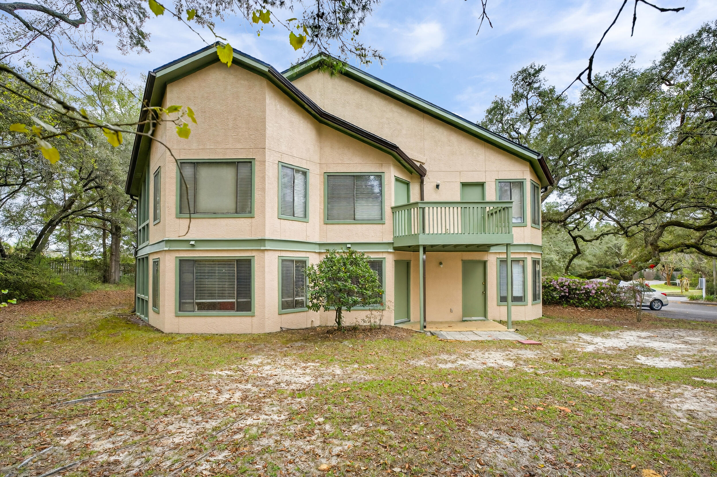 55 Bay Drive 2101