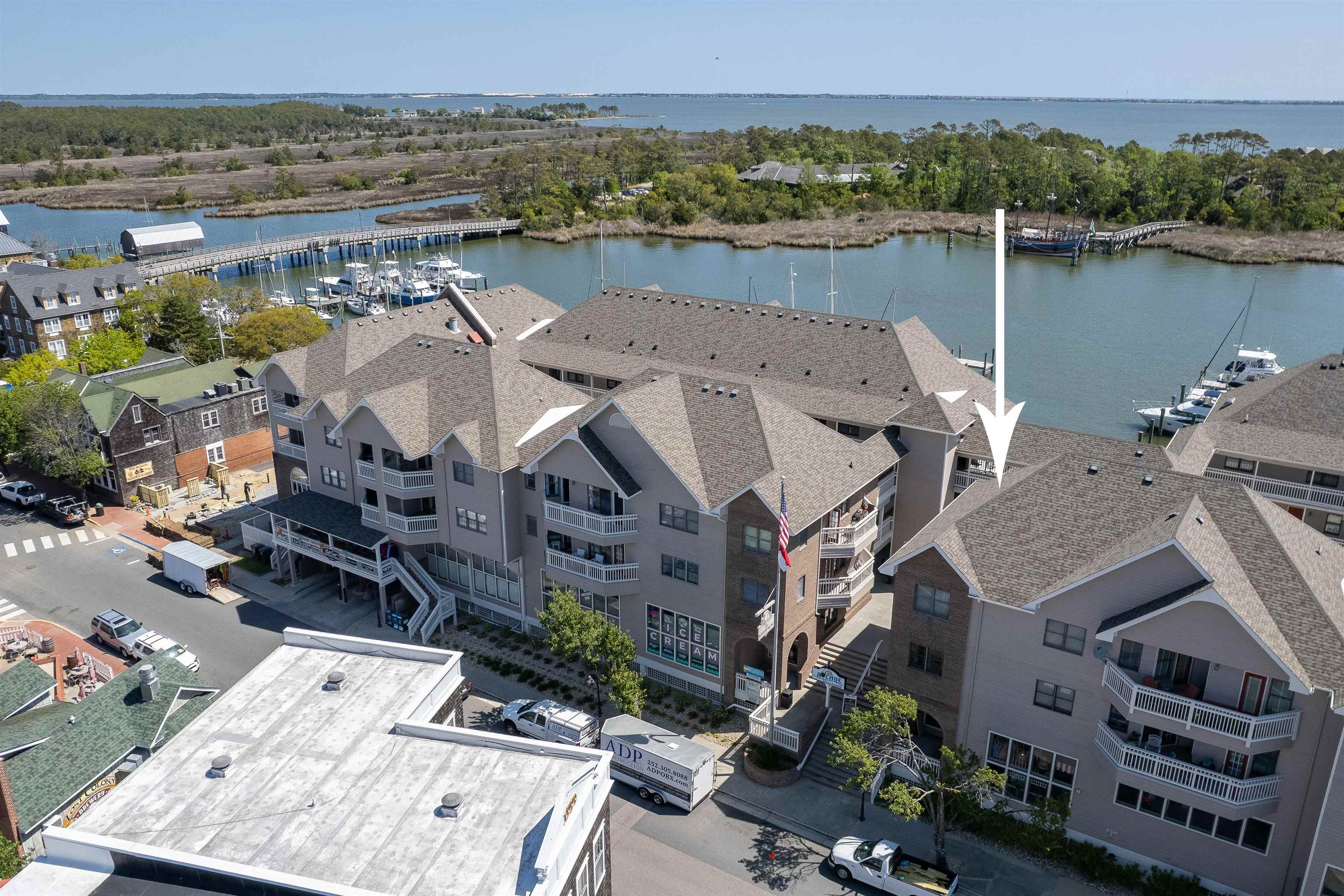 207 Queen Elizabeth Avenue Unit 34