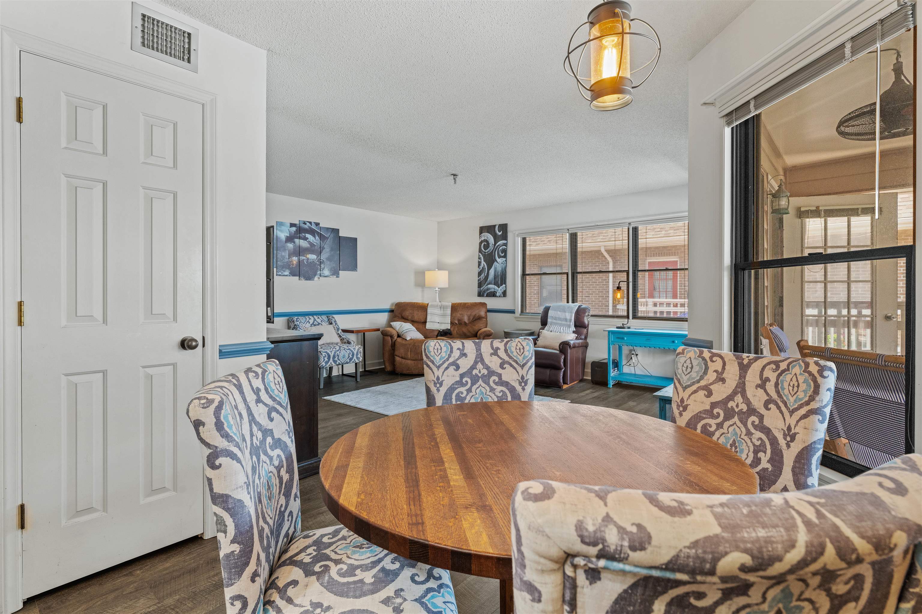 207 Queen Elizabeth Avenue Unit 34