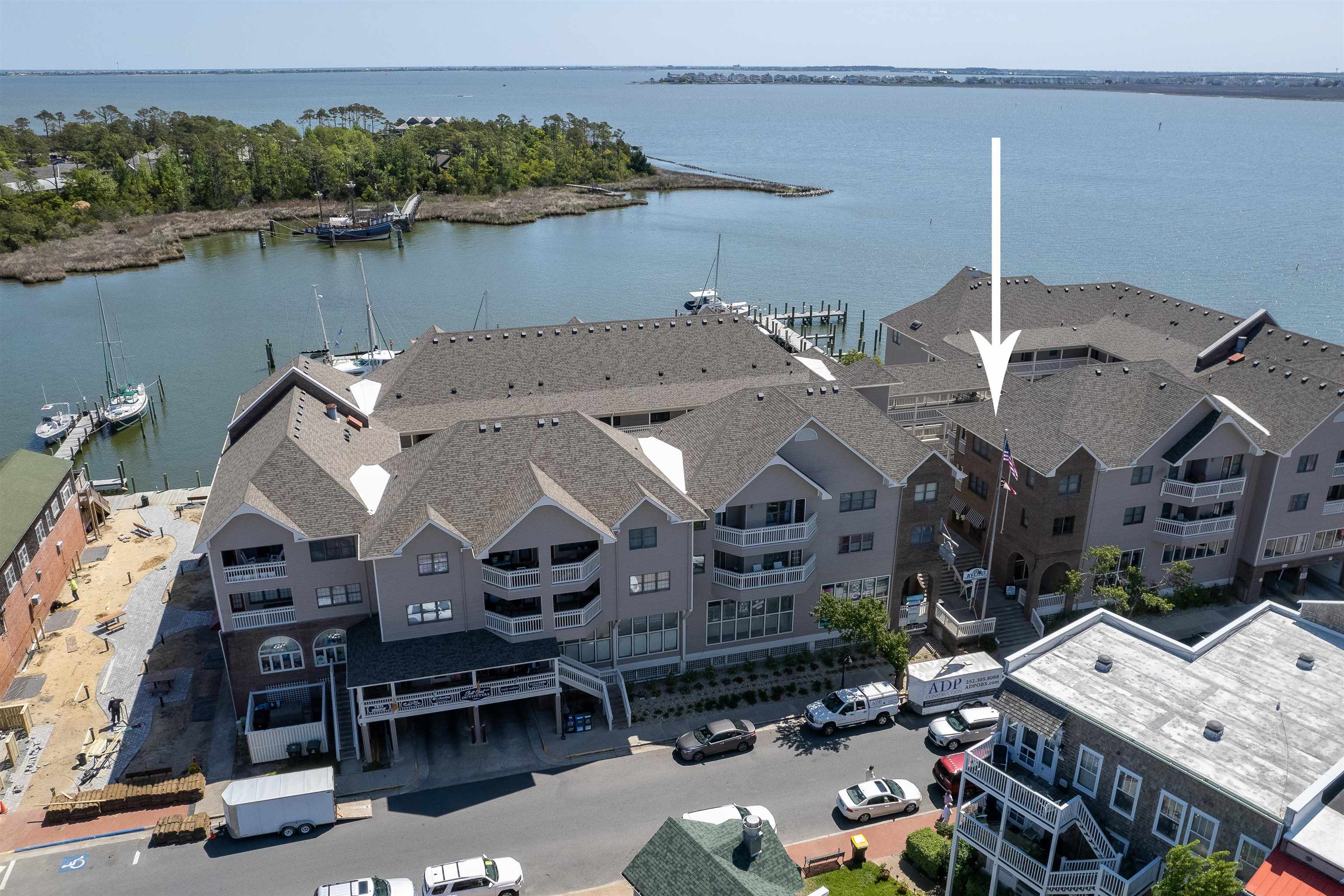 207 Queen Elizabeth Avenue Unit 34