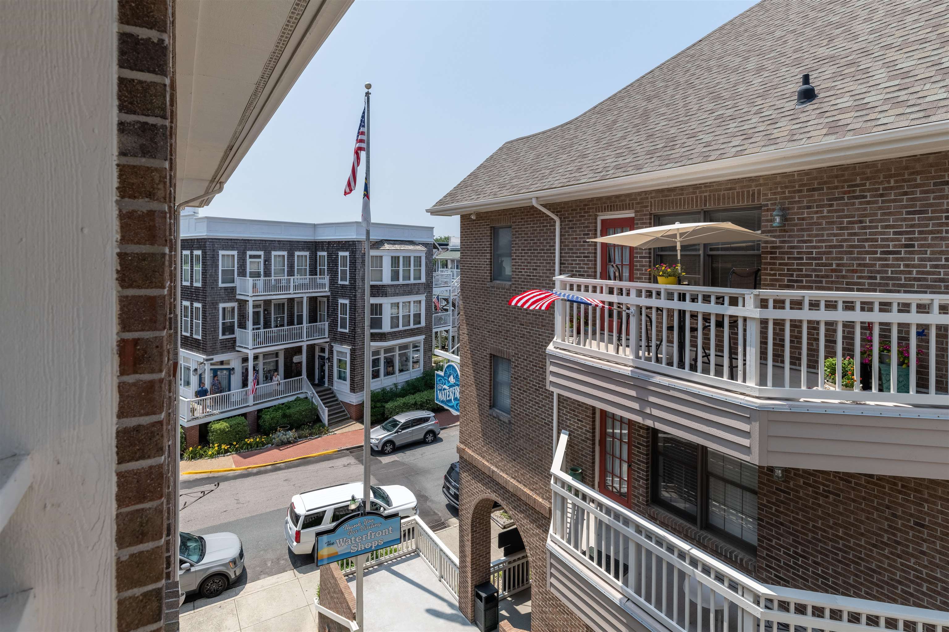 207 Queen Elizabeth Avenue Unit 34