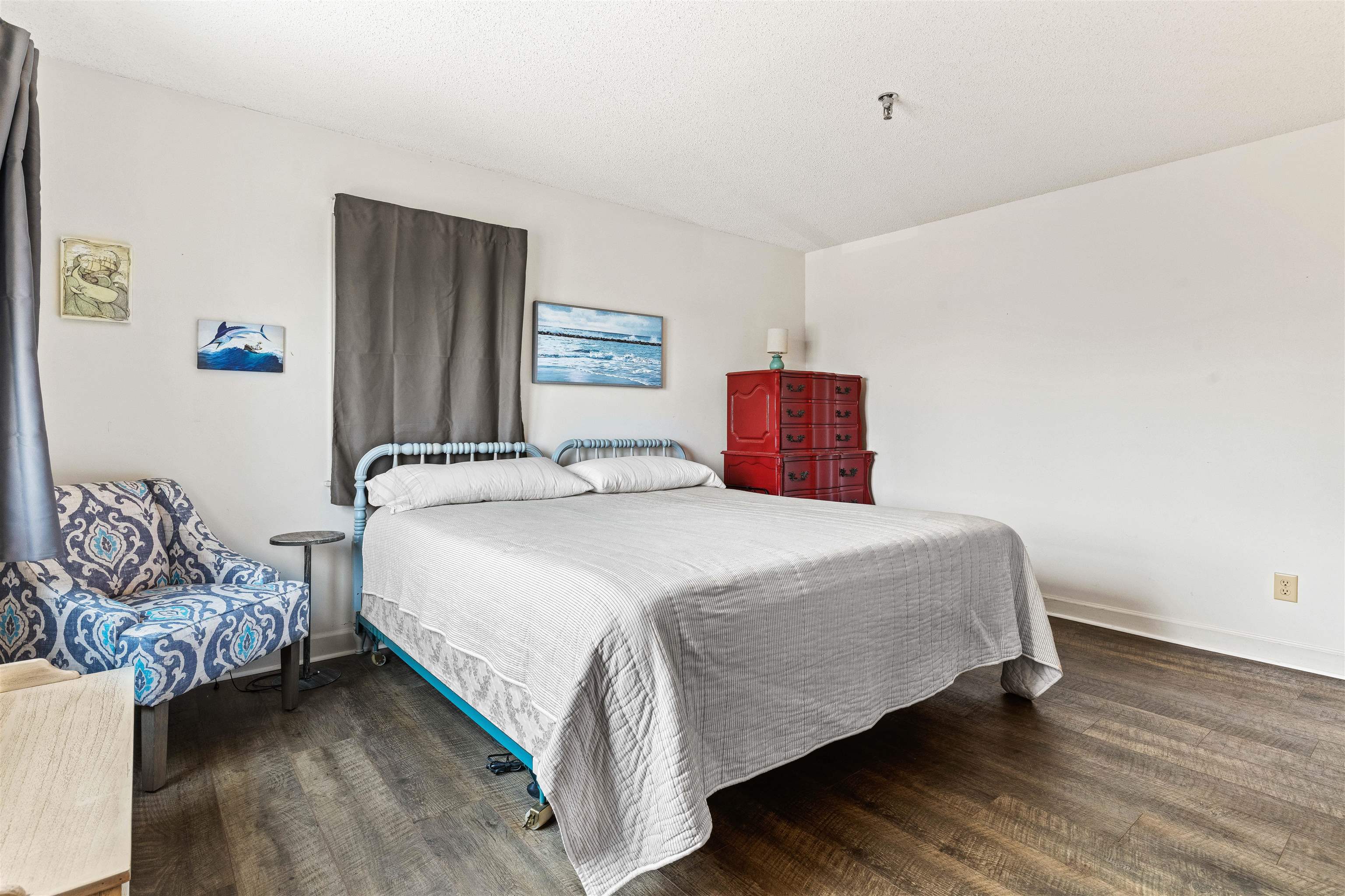 207 Queen Elizabeth Avenue Unit 34