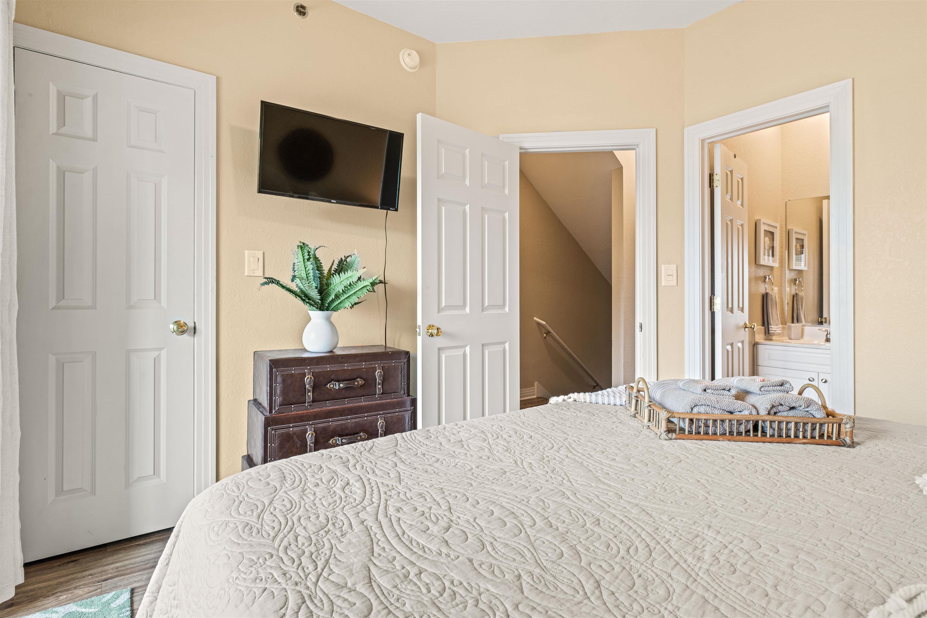 1107 Cambridge Road Unit E