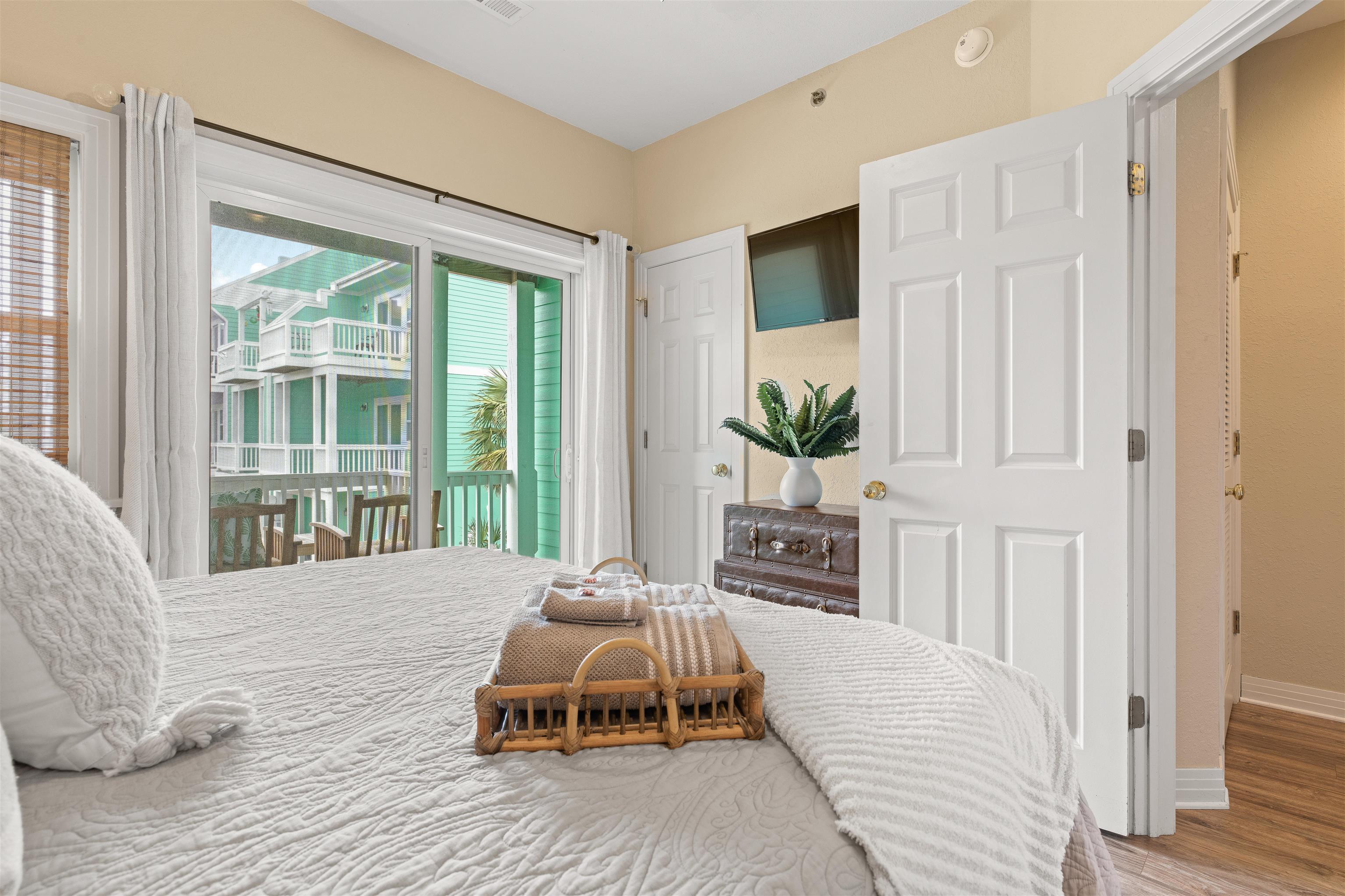 1107 Cambridge Road Unit E