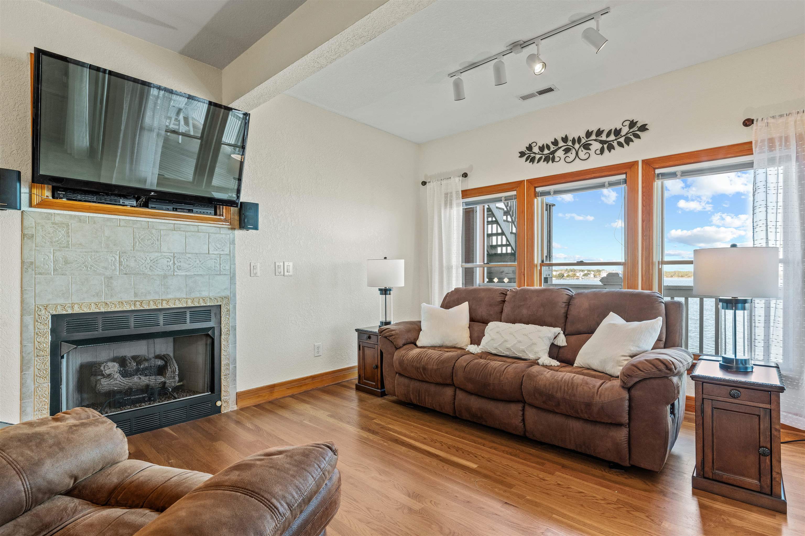 604 North Bay Club Drive Unit #604