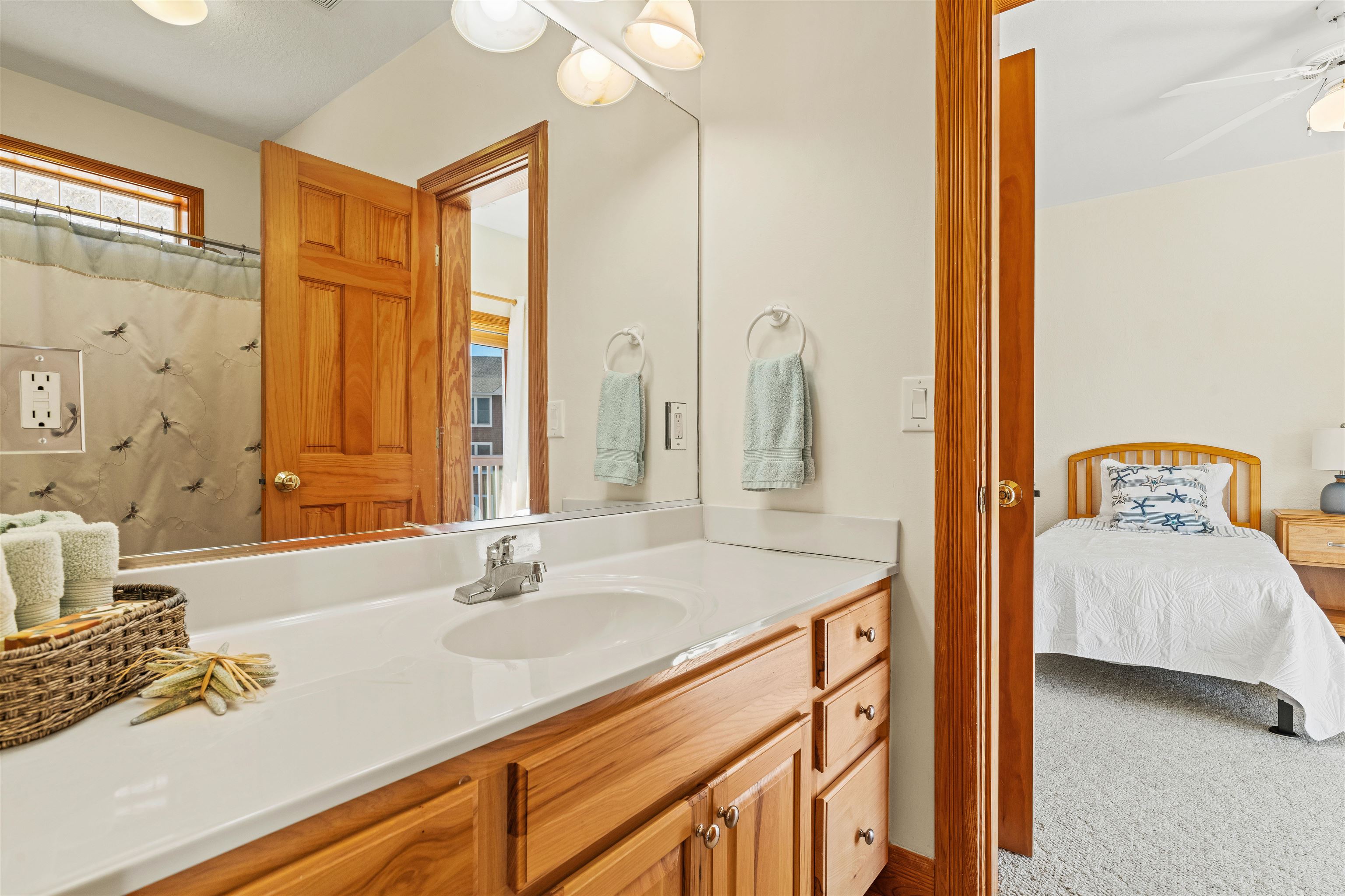 604 North Bay Club Drive Unit #604