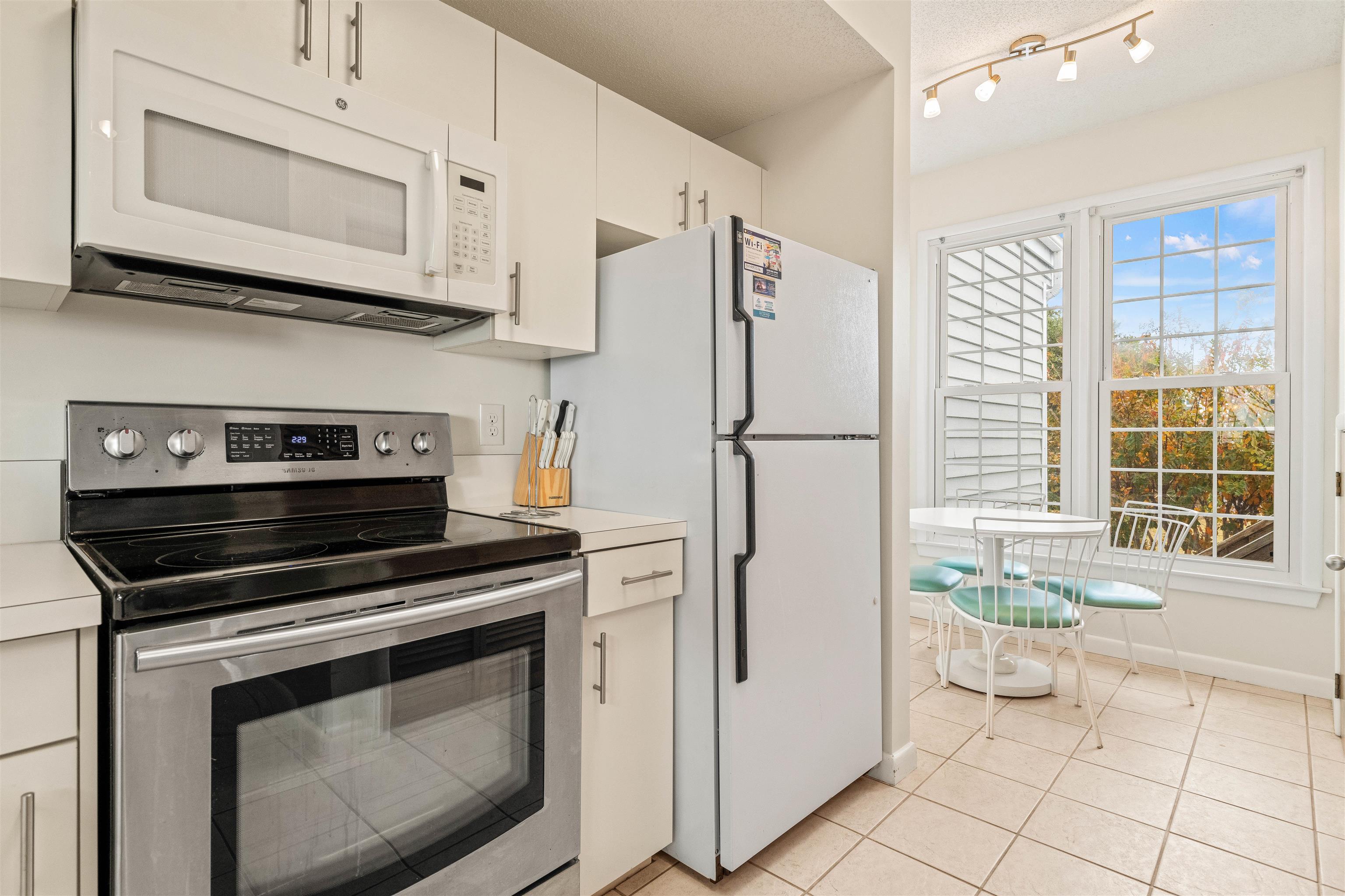 304 Sextant Court Unit 304