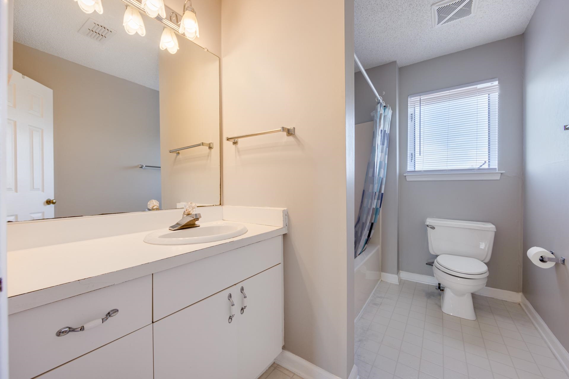 513 Pirates Way Unit 513b