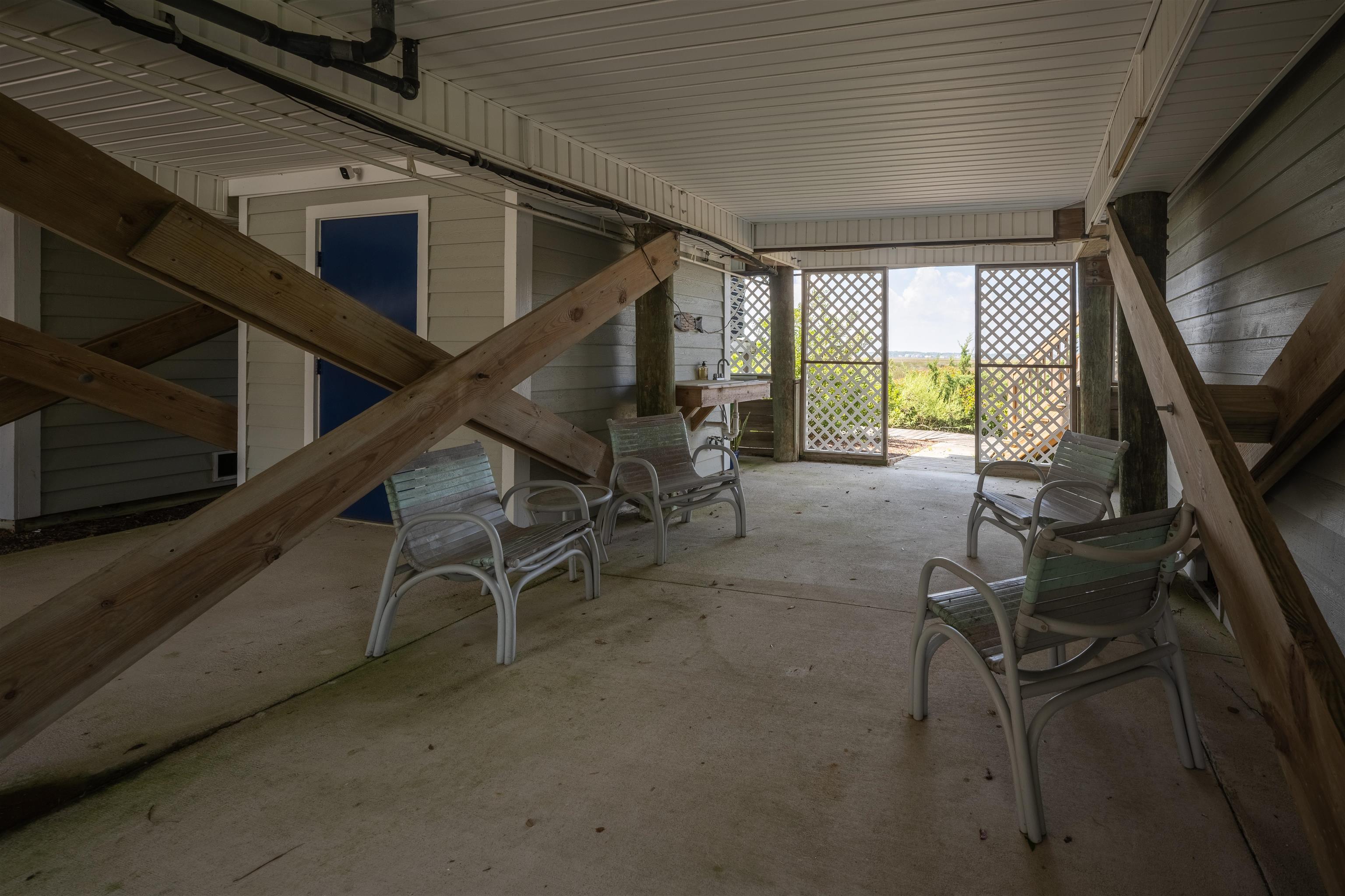 405 Sextant Court Unit 405