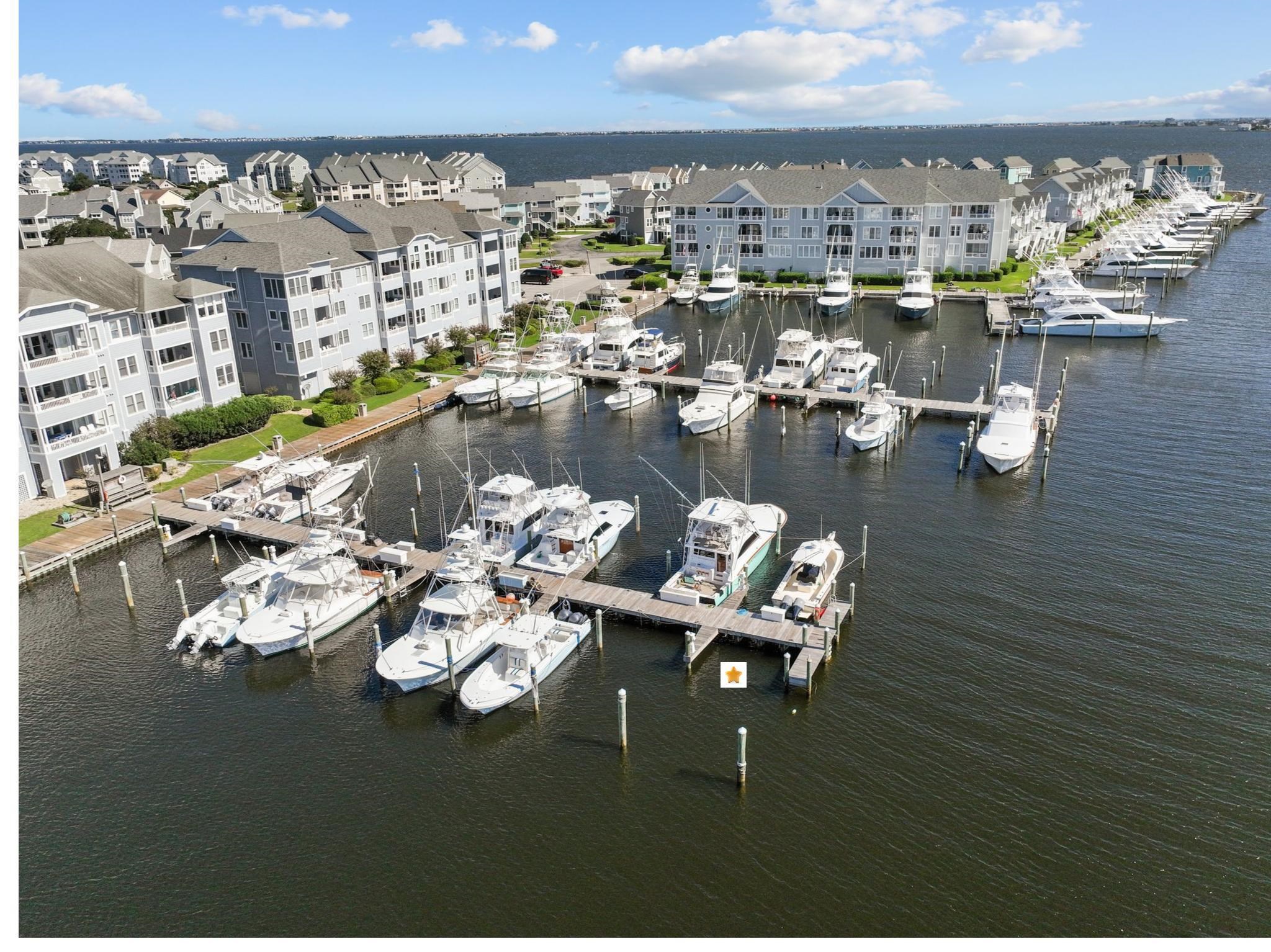 118 Yacht Club Court Slip 118