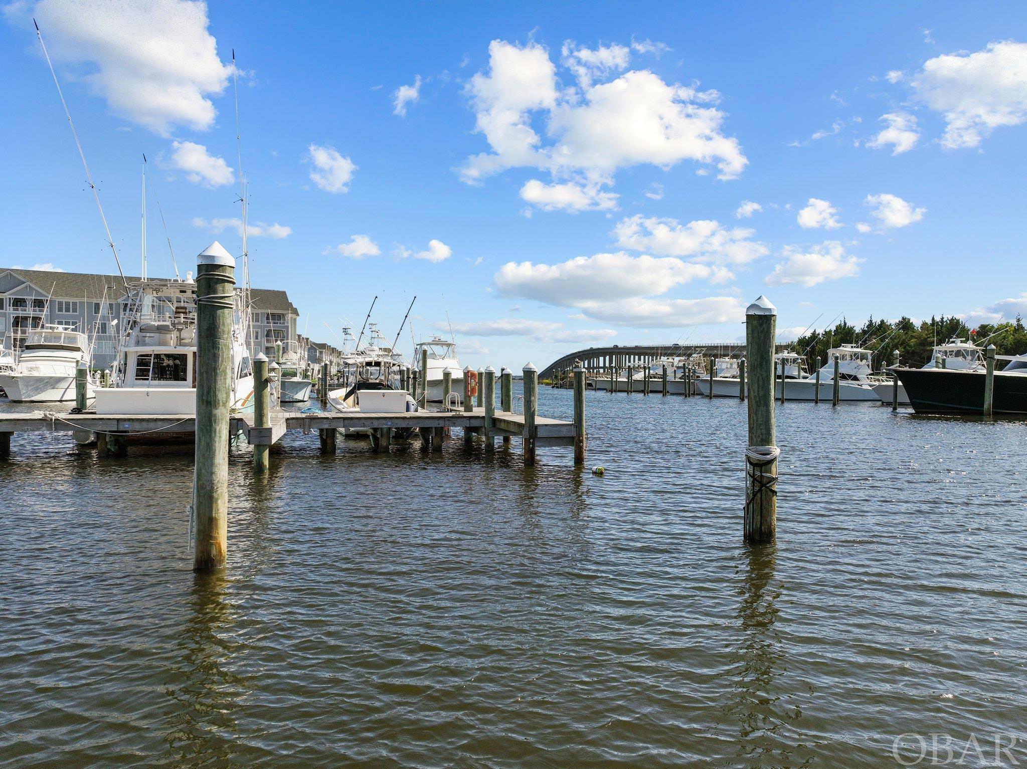 118 Yacht Club Court Slip 118