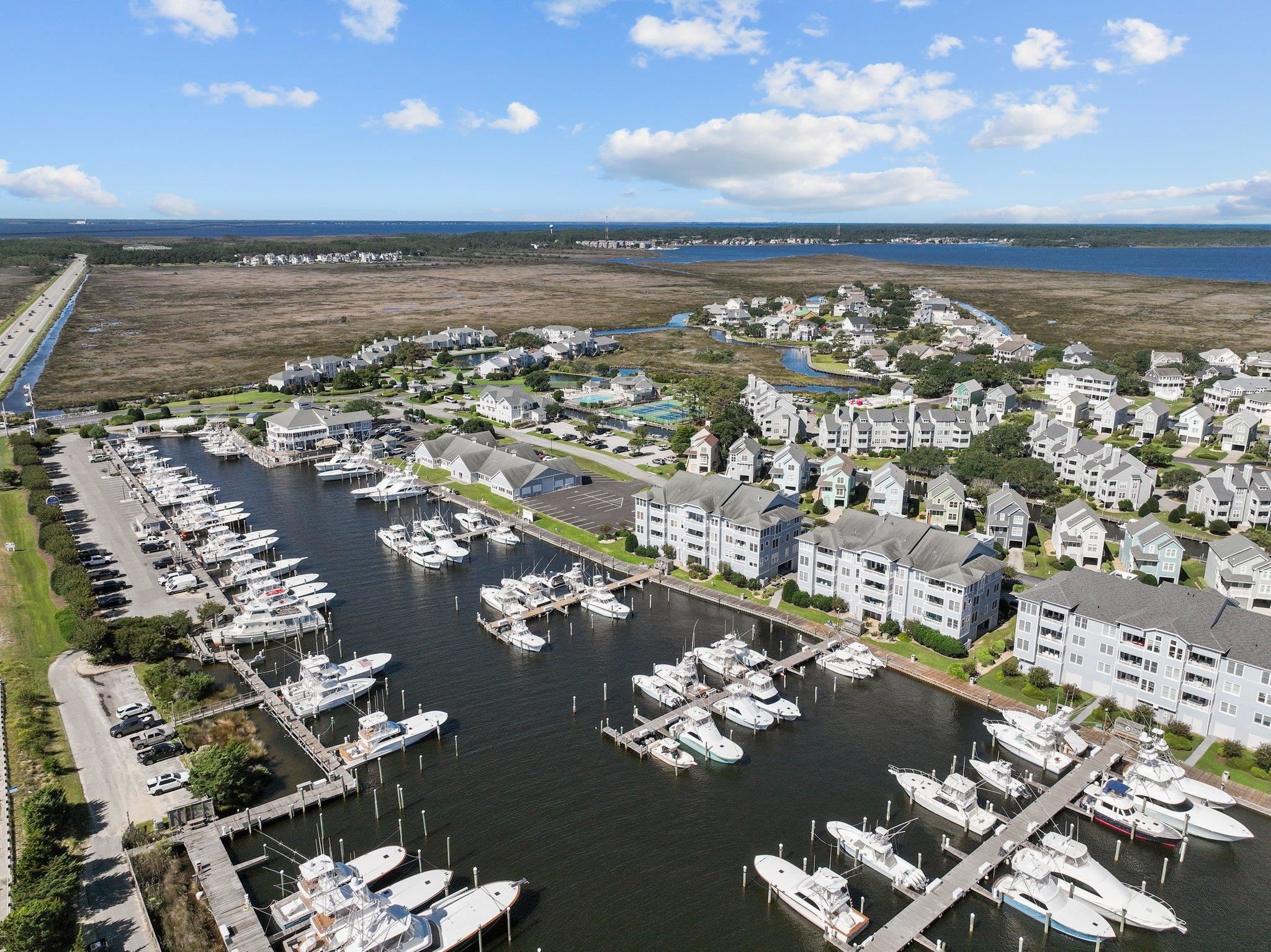 118 Yacht Club Court Slip 118