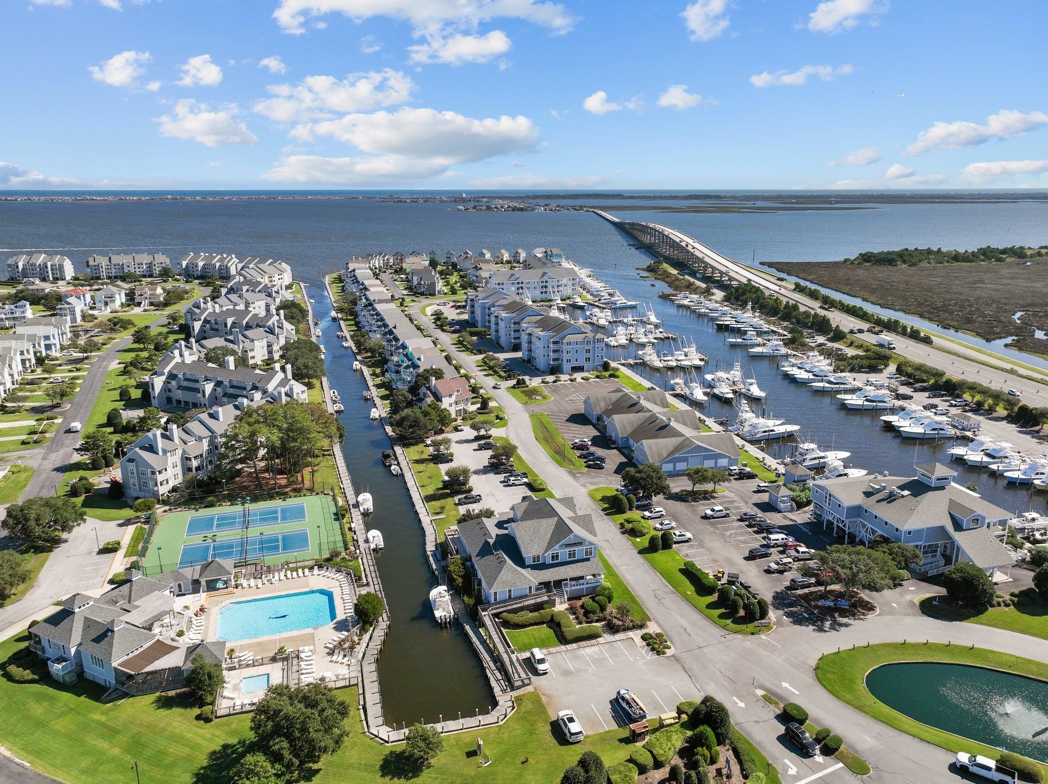 118 Yacht Club Court Slip 118