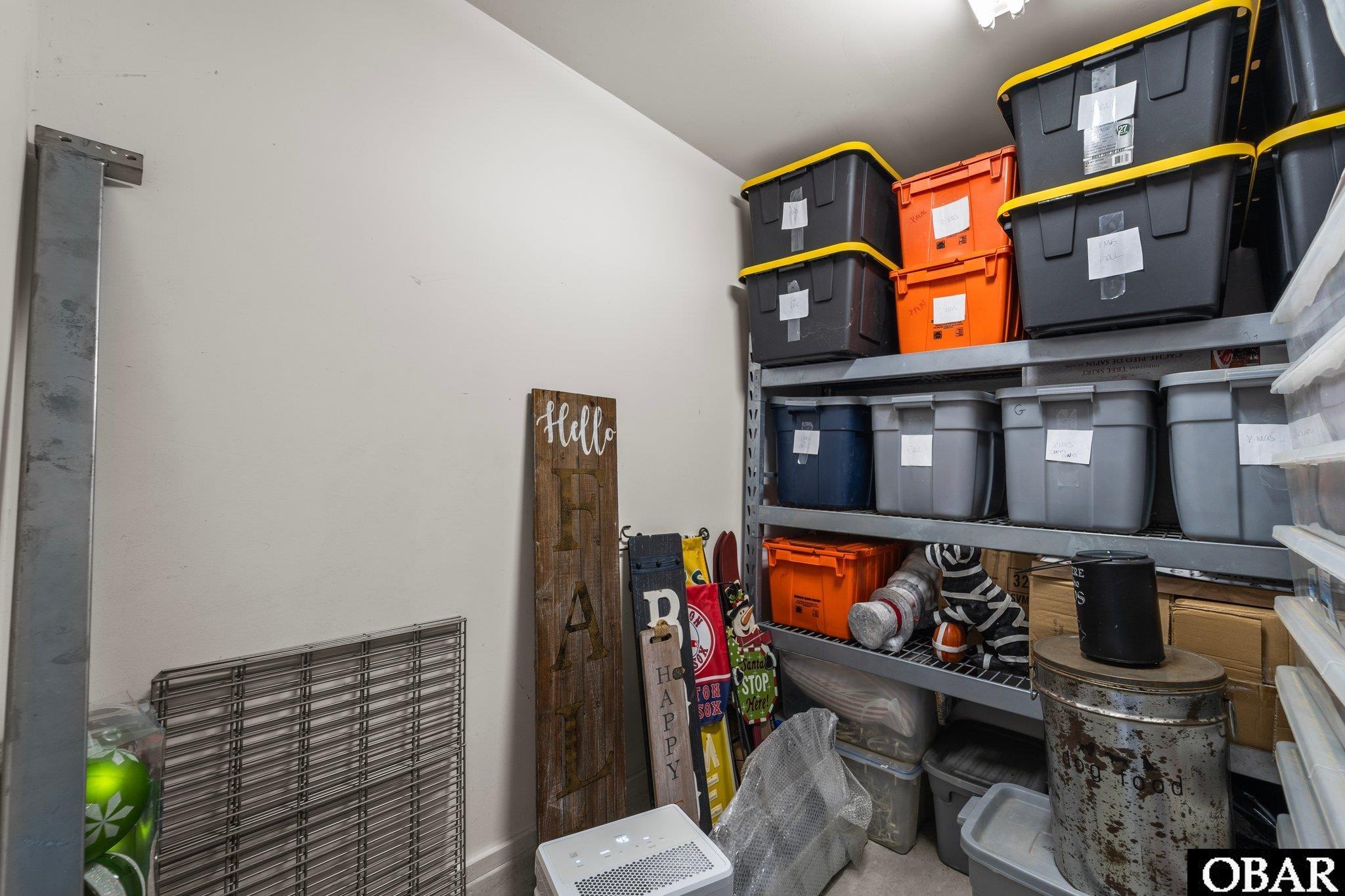 100 Mercedes Ct Unit J