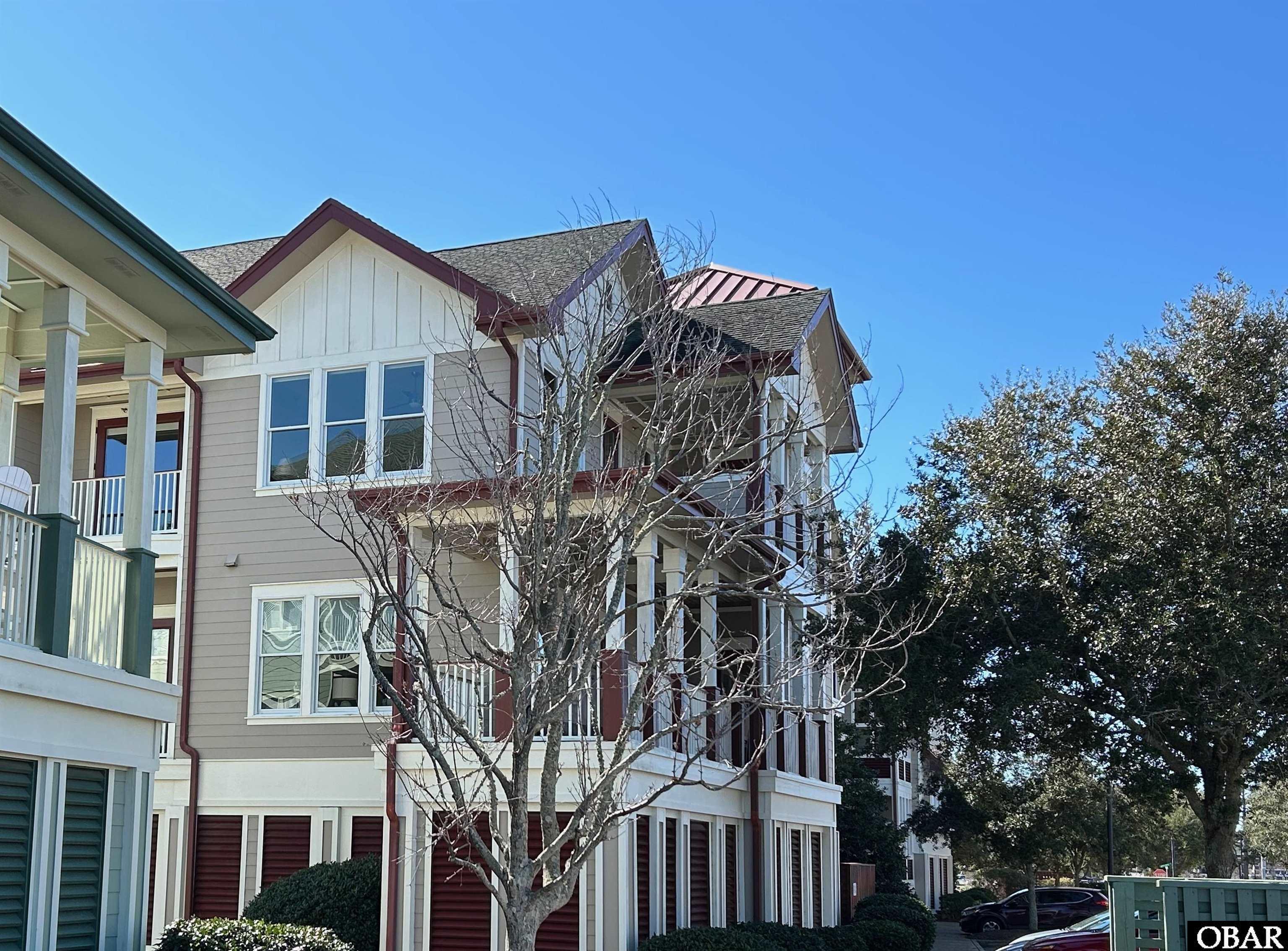 202 Dartmoor Ave. Unit 202-A