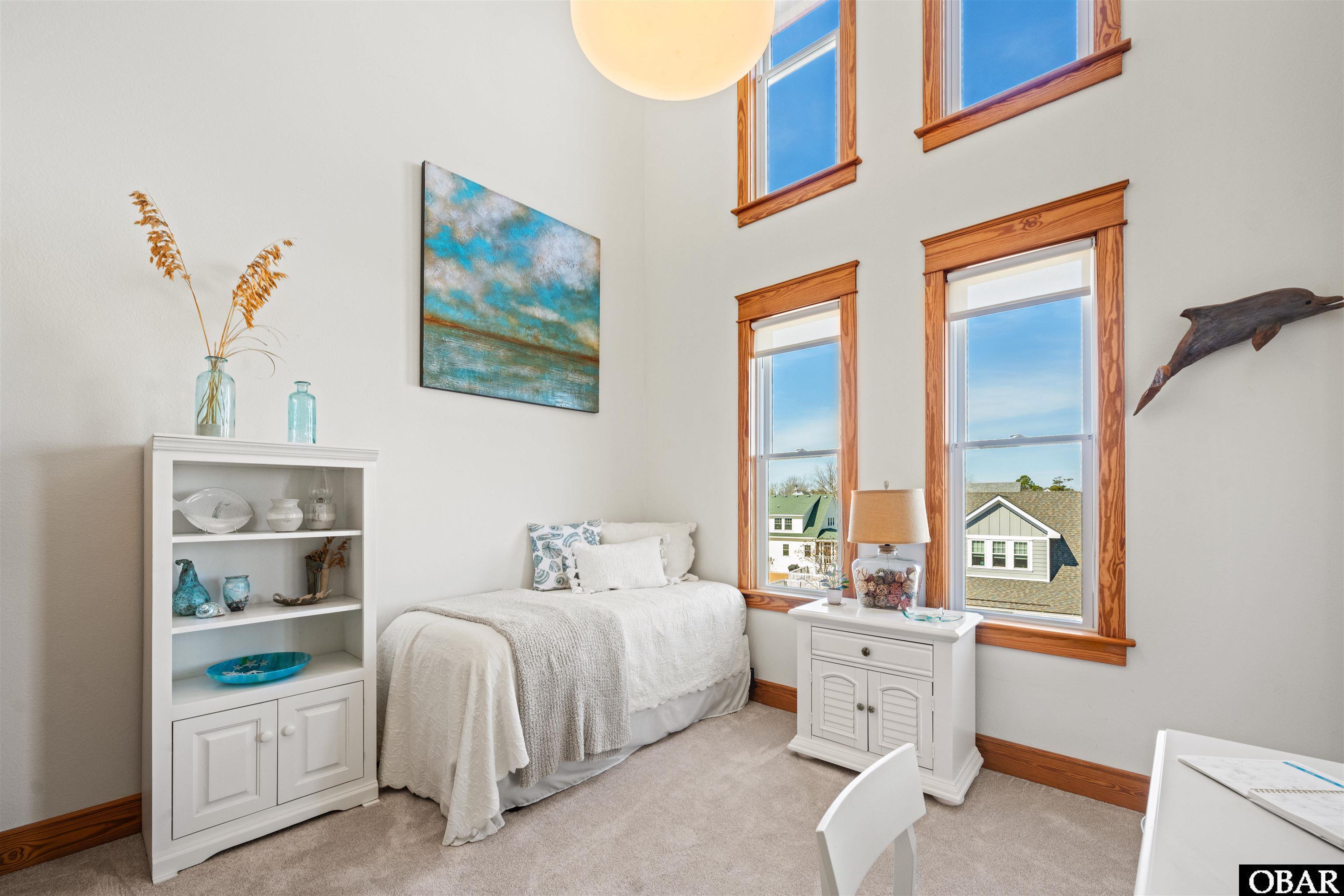 202 Dartmoor Ave. Unit 202-A