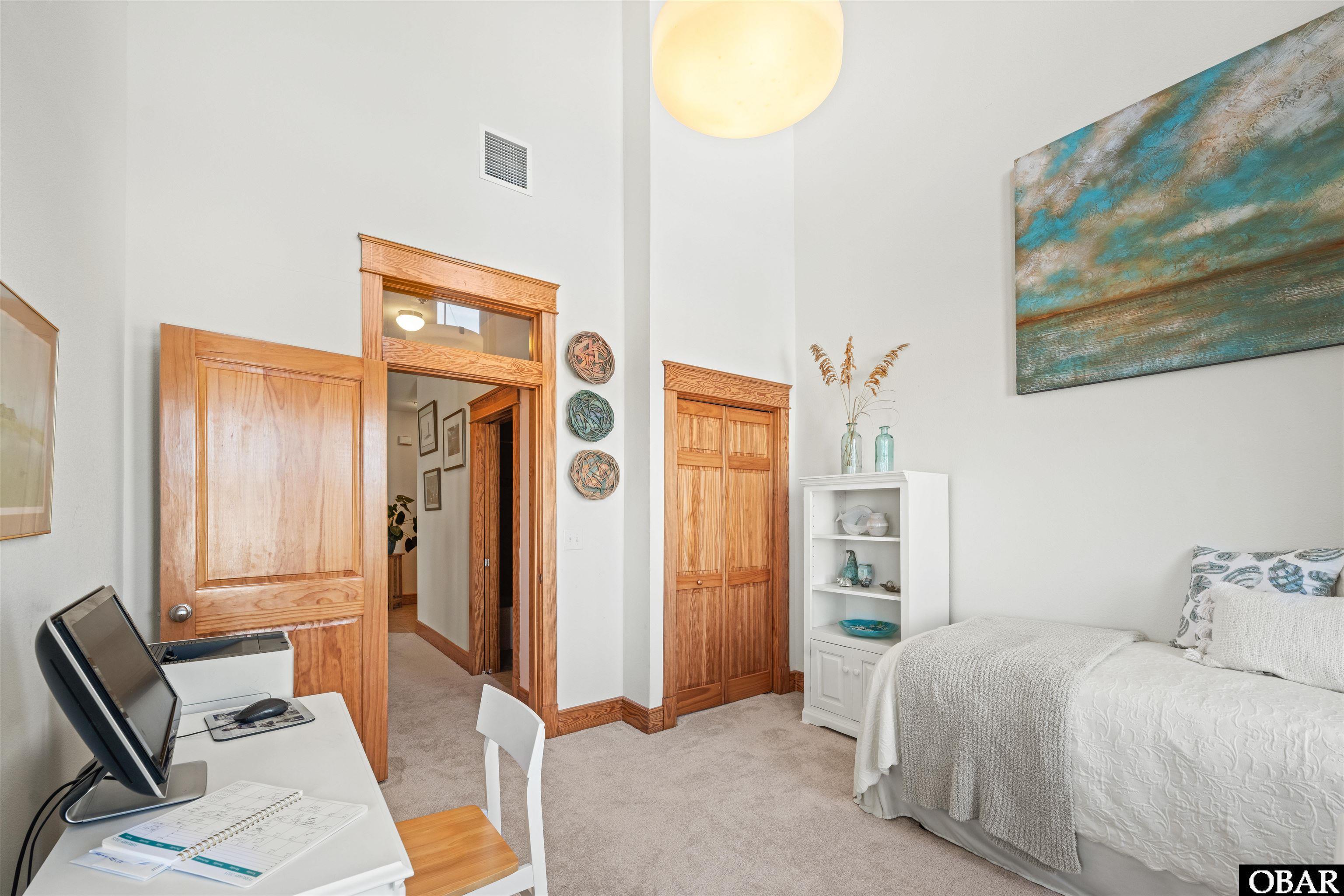 202 Dartmoor Ave. Unit 202-A