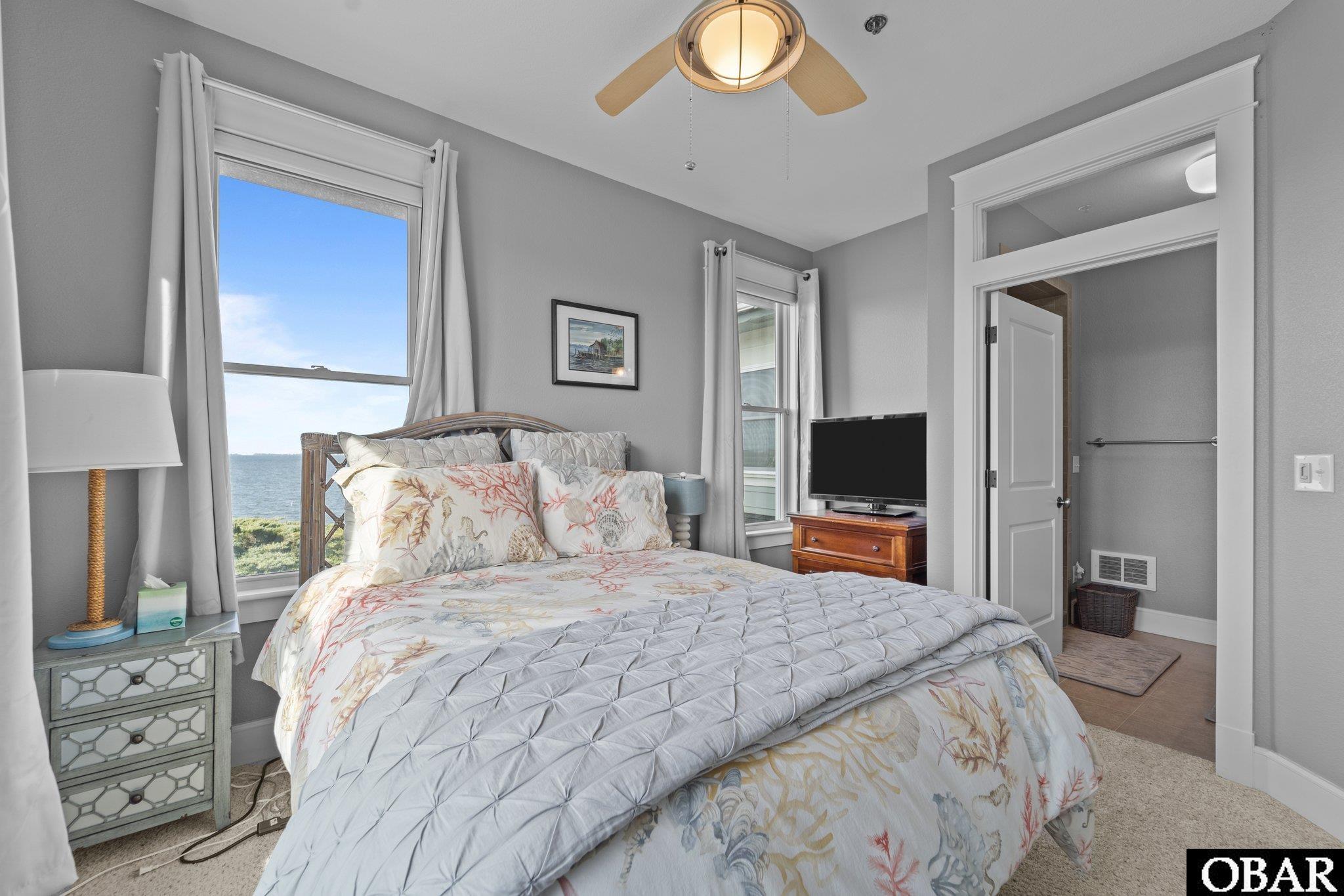 102A Dartmoor Ave. Unit 102A