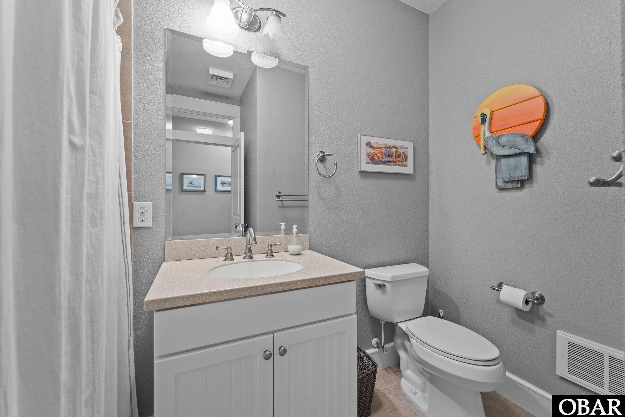 102A Dartmoor Ave. Unit 102A