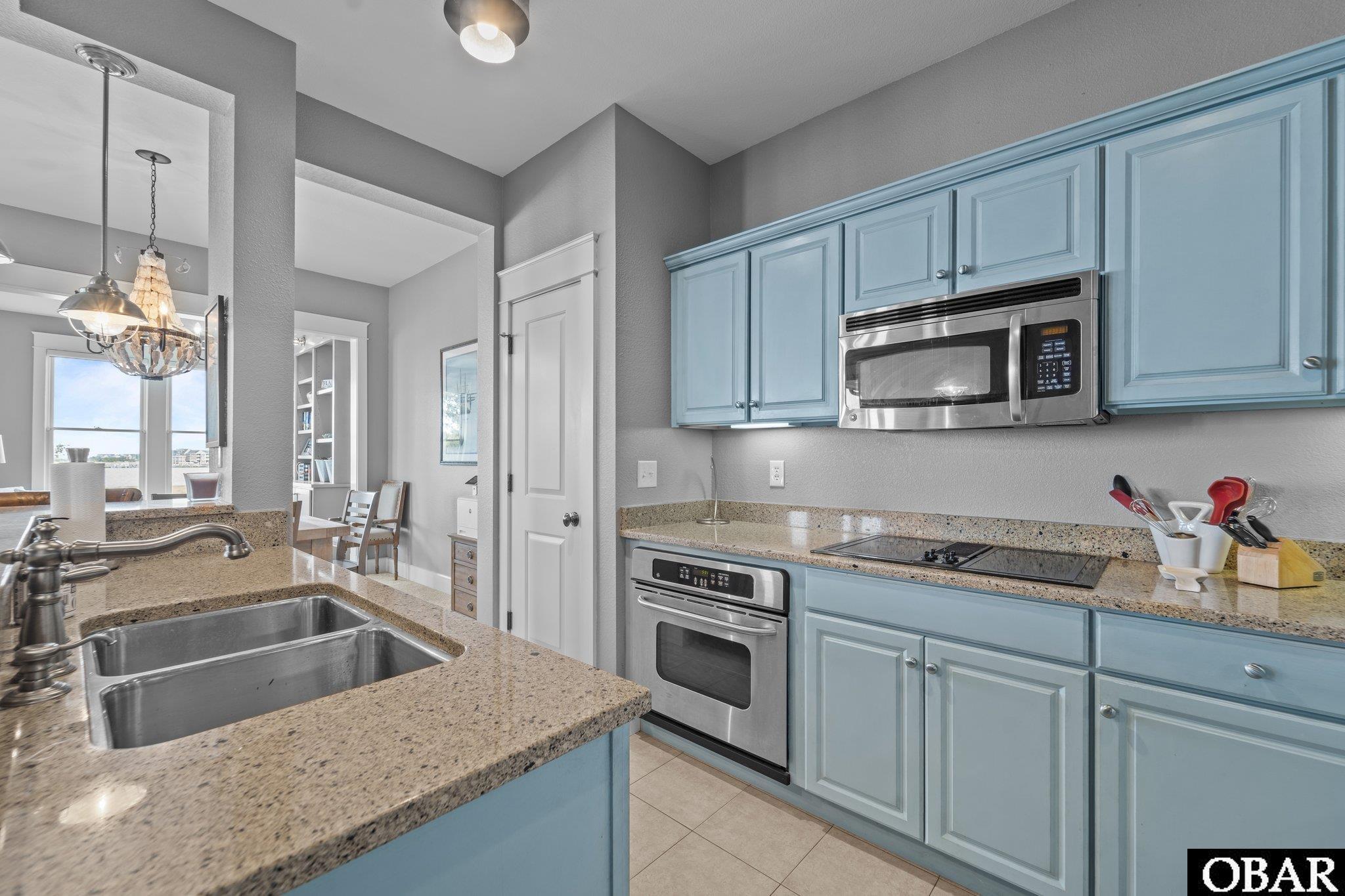 102A Dartmoor Ave. Unit 102A