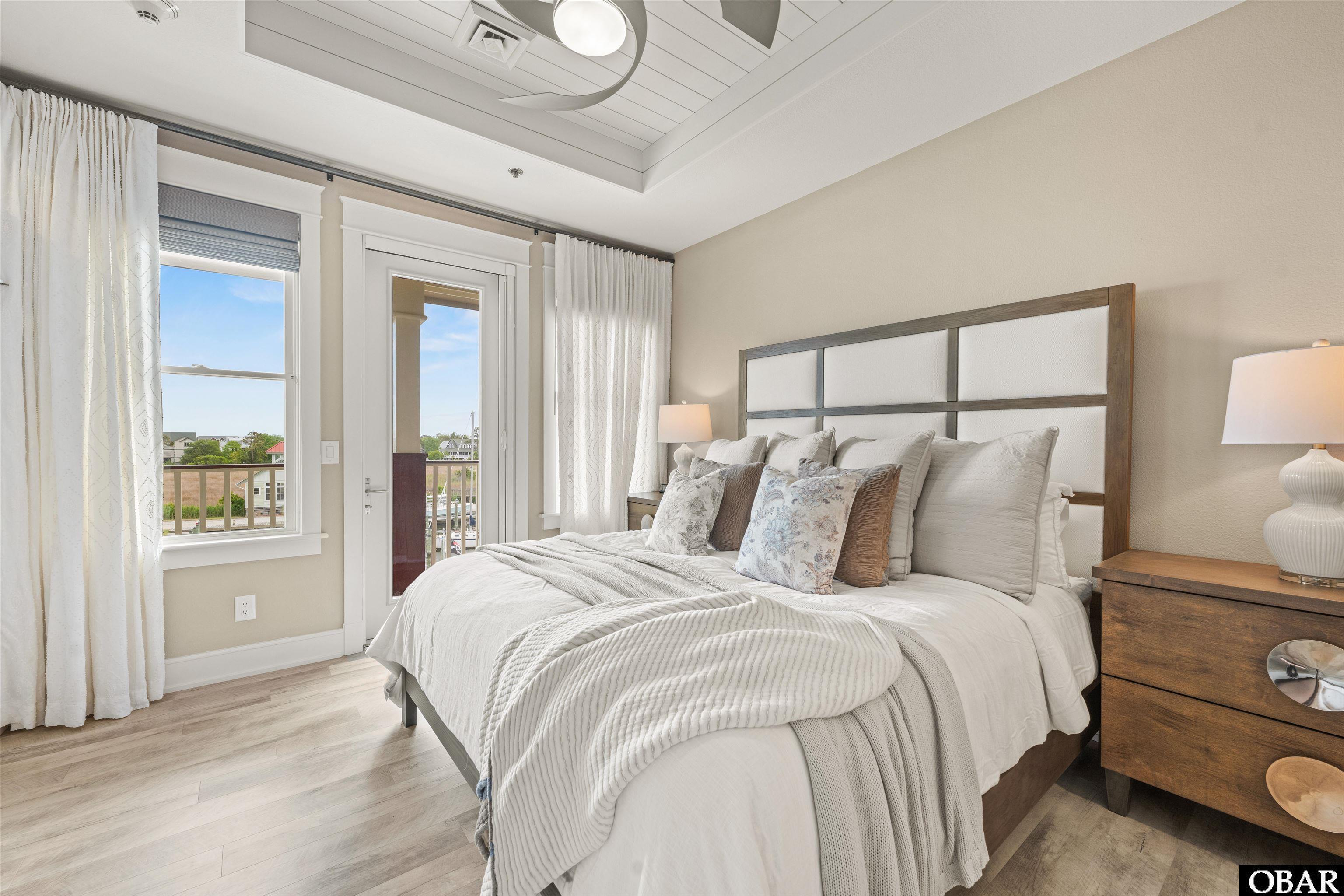 202 Dartmoor Ave. Unit 202-C