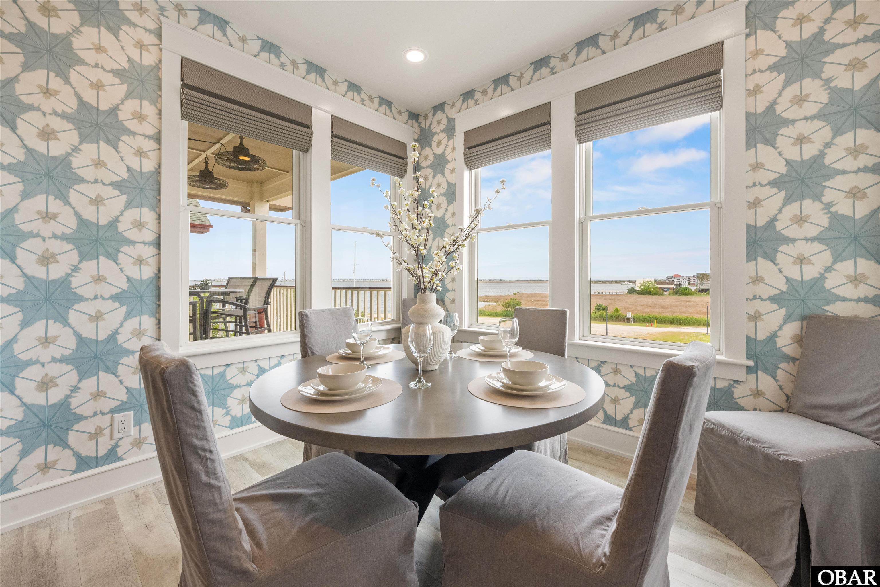 202 Dartmoor Ave. Unit 202-C
