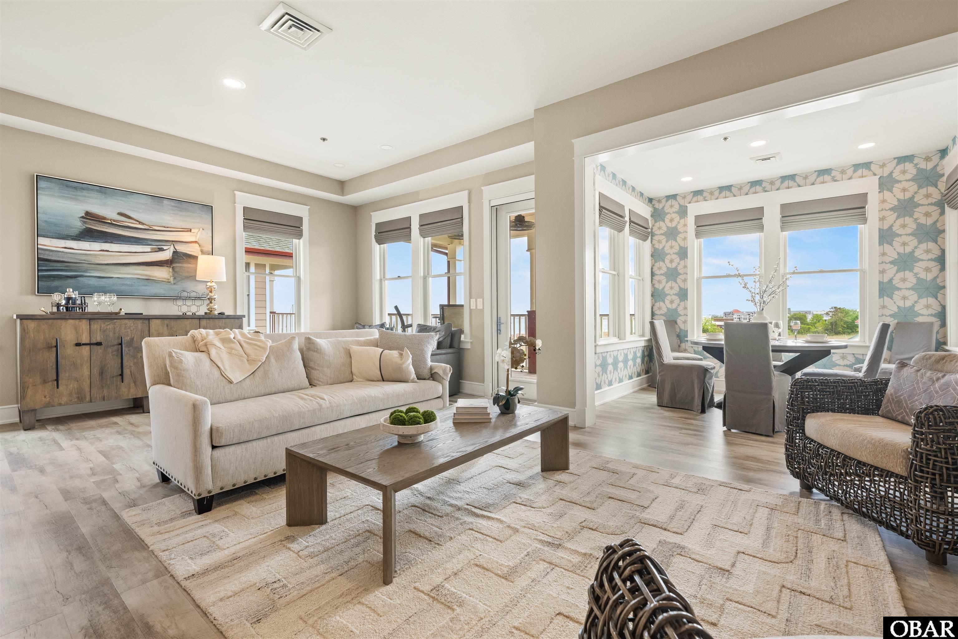 202 Dartmoor Ave. Unit 202-C