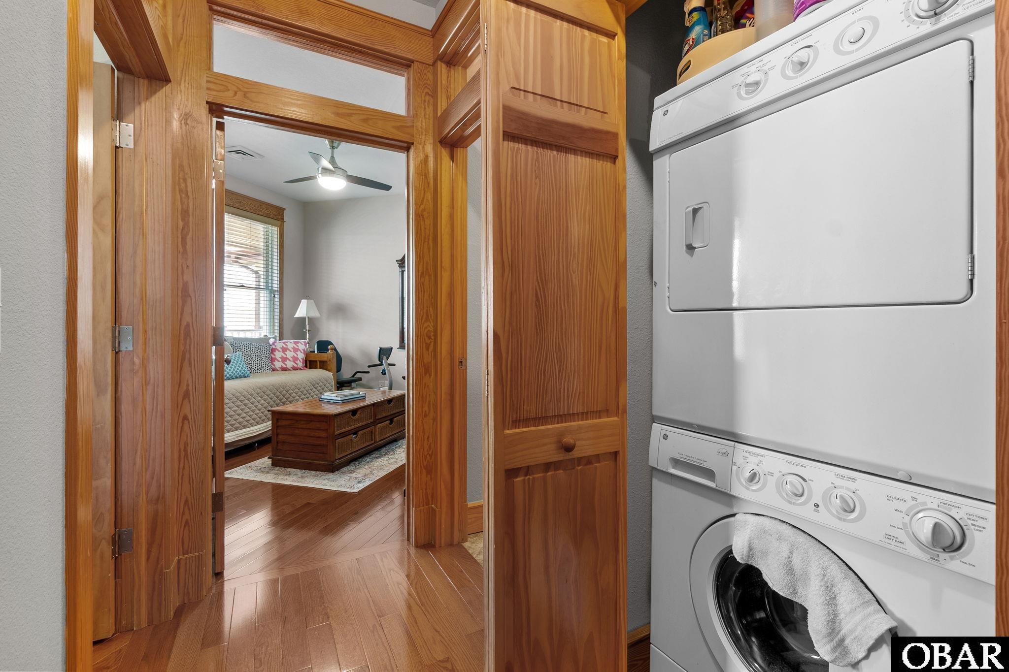 1434 /202D Dartmoor Ave. Unit 202D