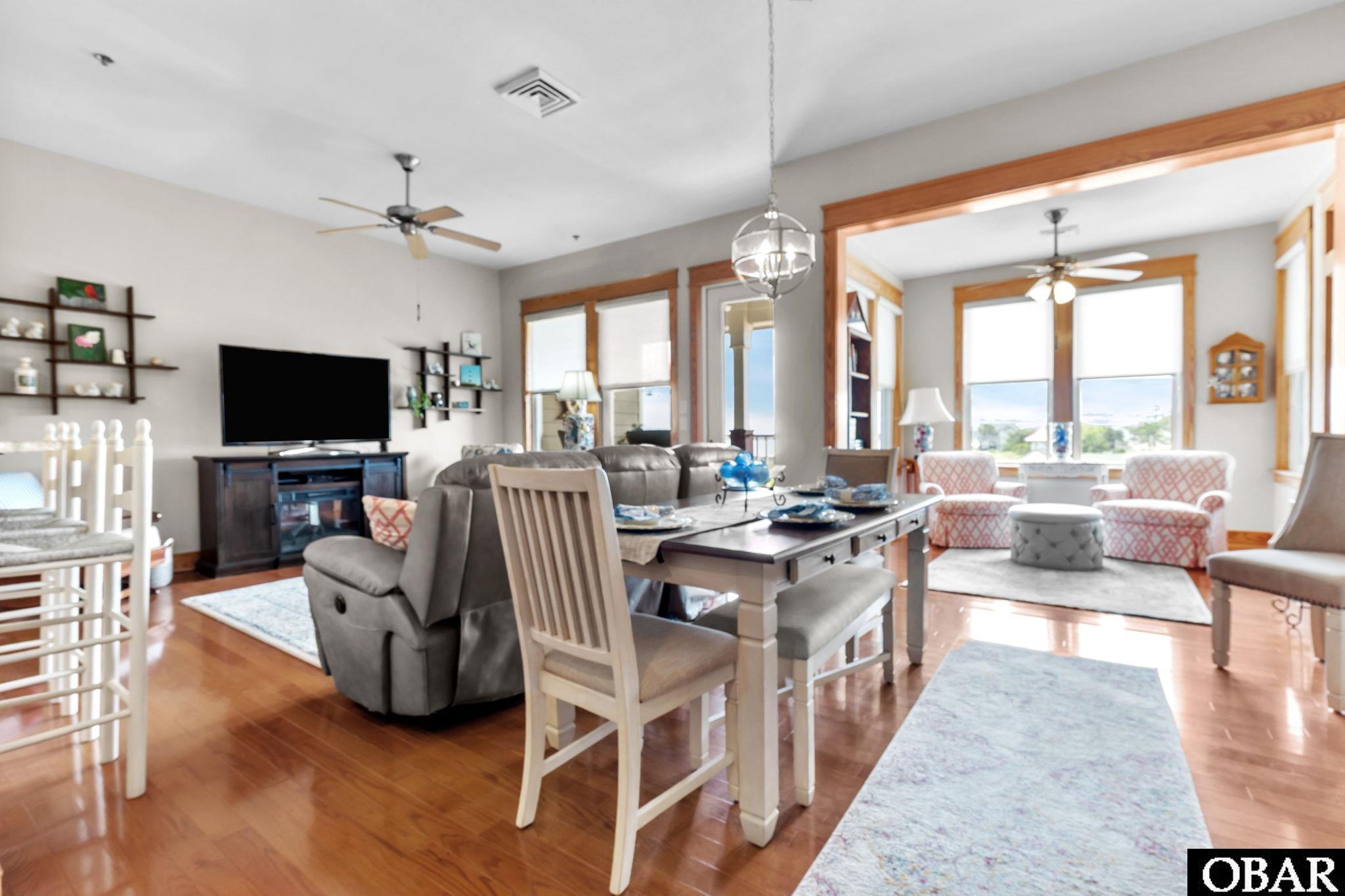 1434 /202D Dartmoor Ave. Unit 202D
