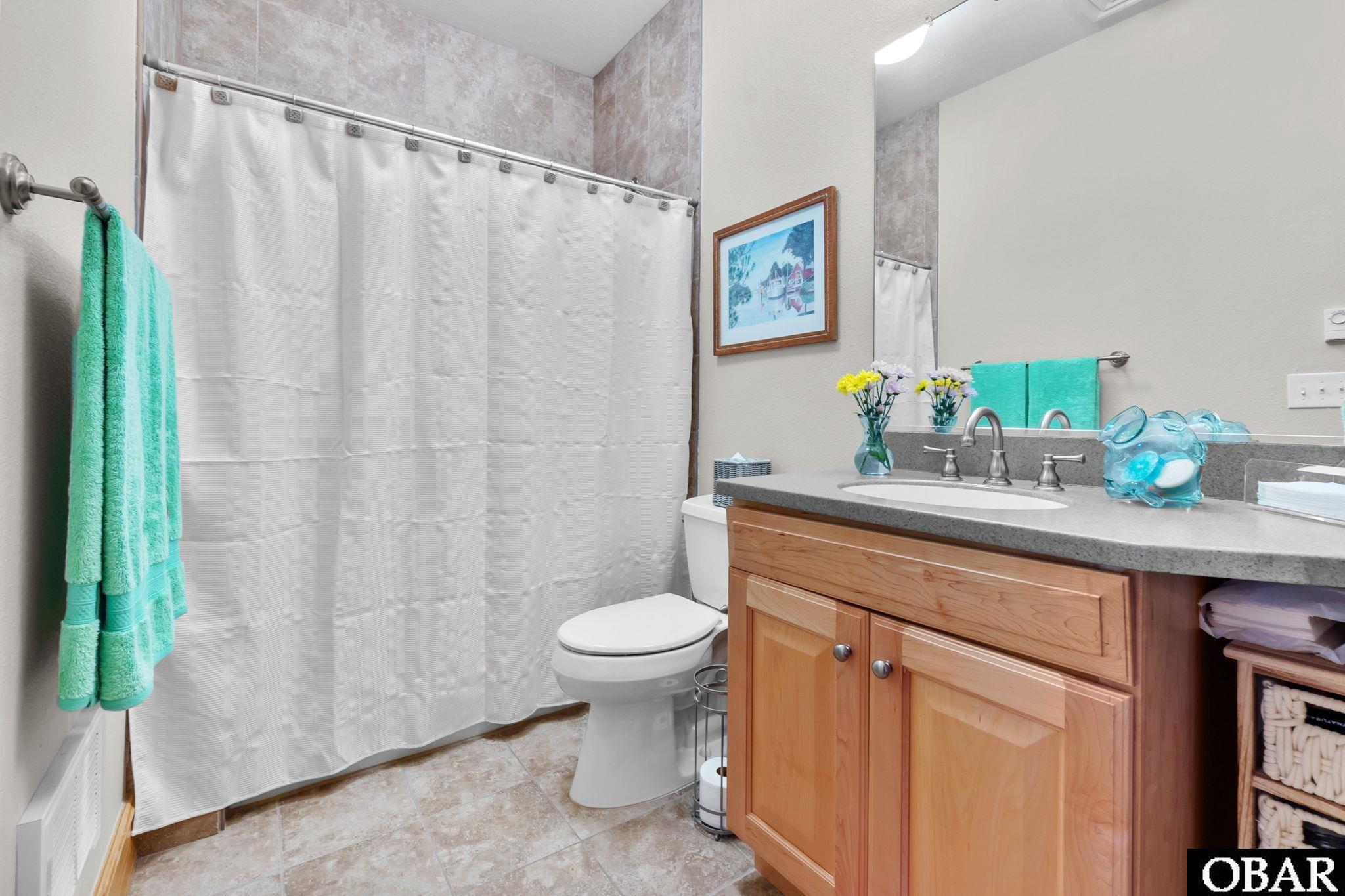 1434 /202D Dartmoor Ave. Unit 202D