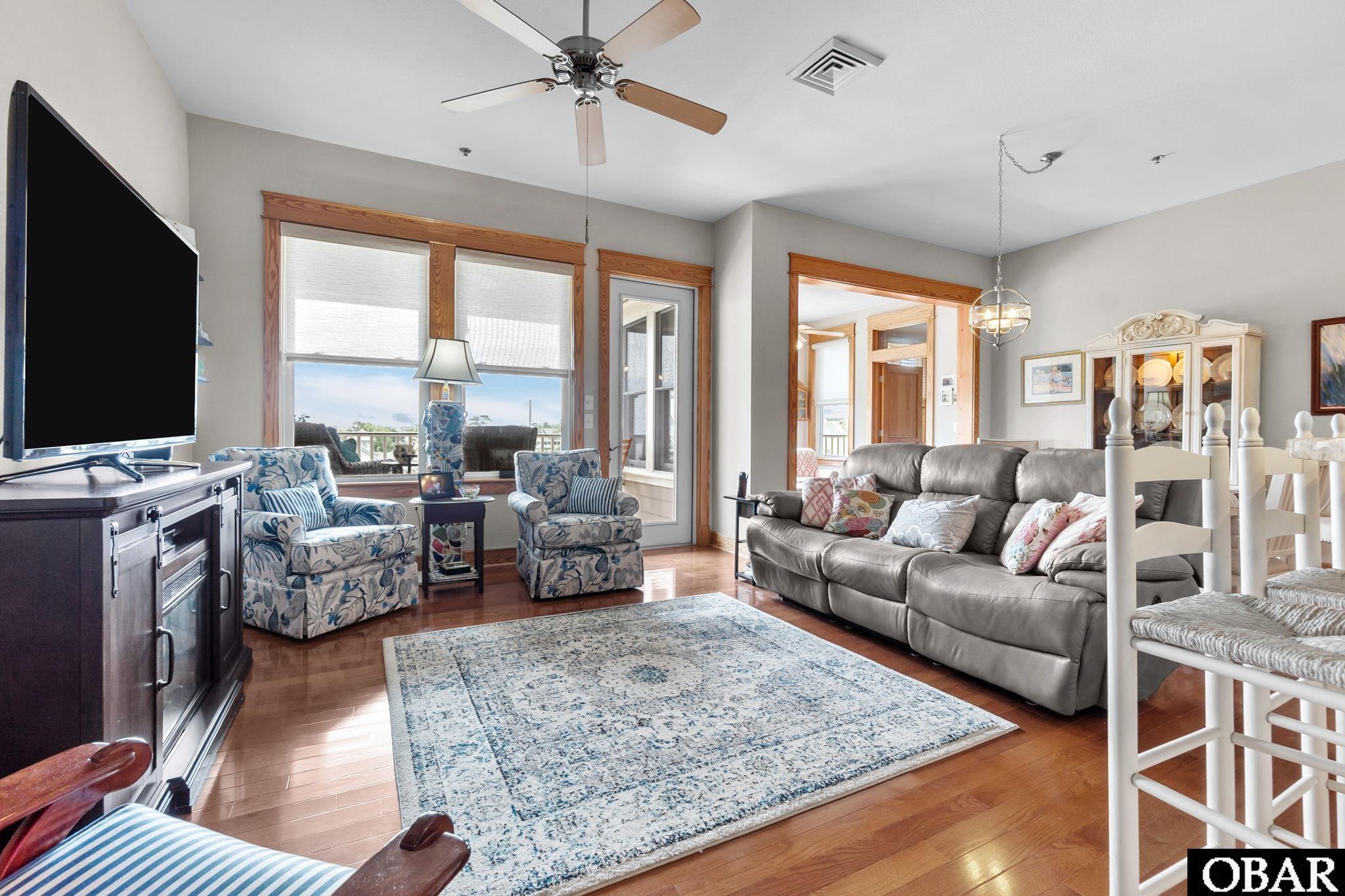 1434 /202D Dartmoor Ave. Unit 202D