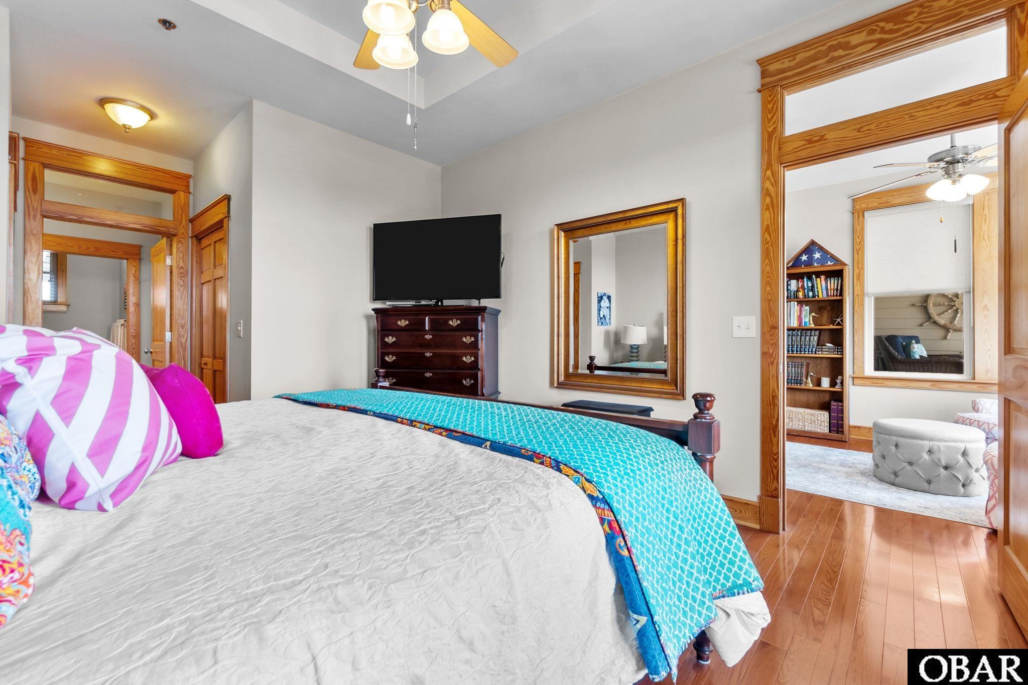1434 /202D Dartmoor Ave. Unit 202D