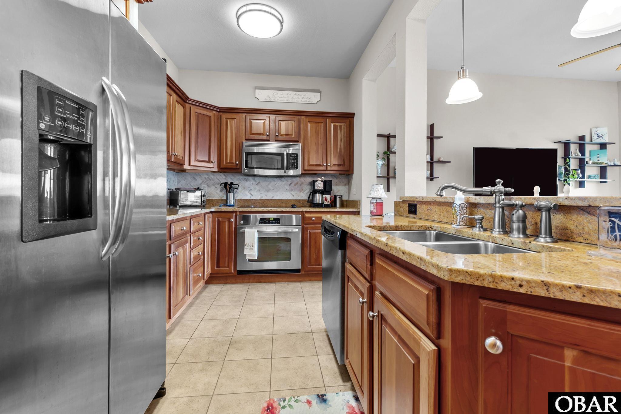 1434 /202D Dartmoor Ave. Unit 202D