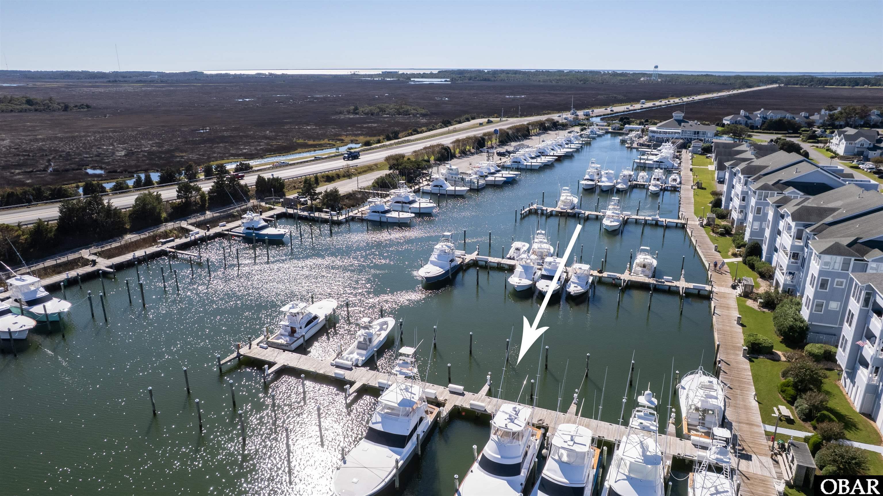 128 Yacht Club Court Slip 128