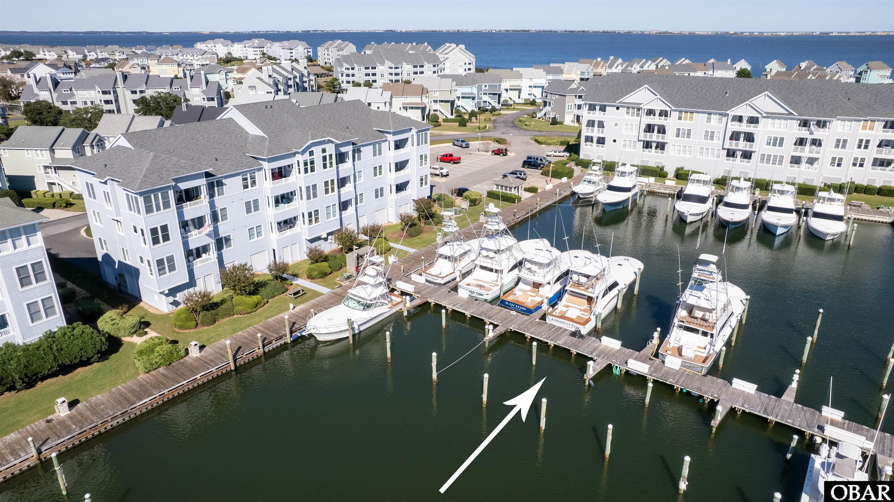 128 Yacht Club Court Slip 128