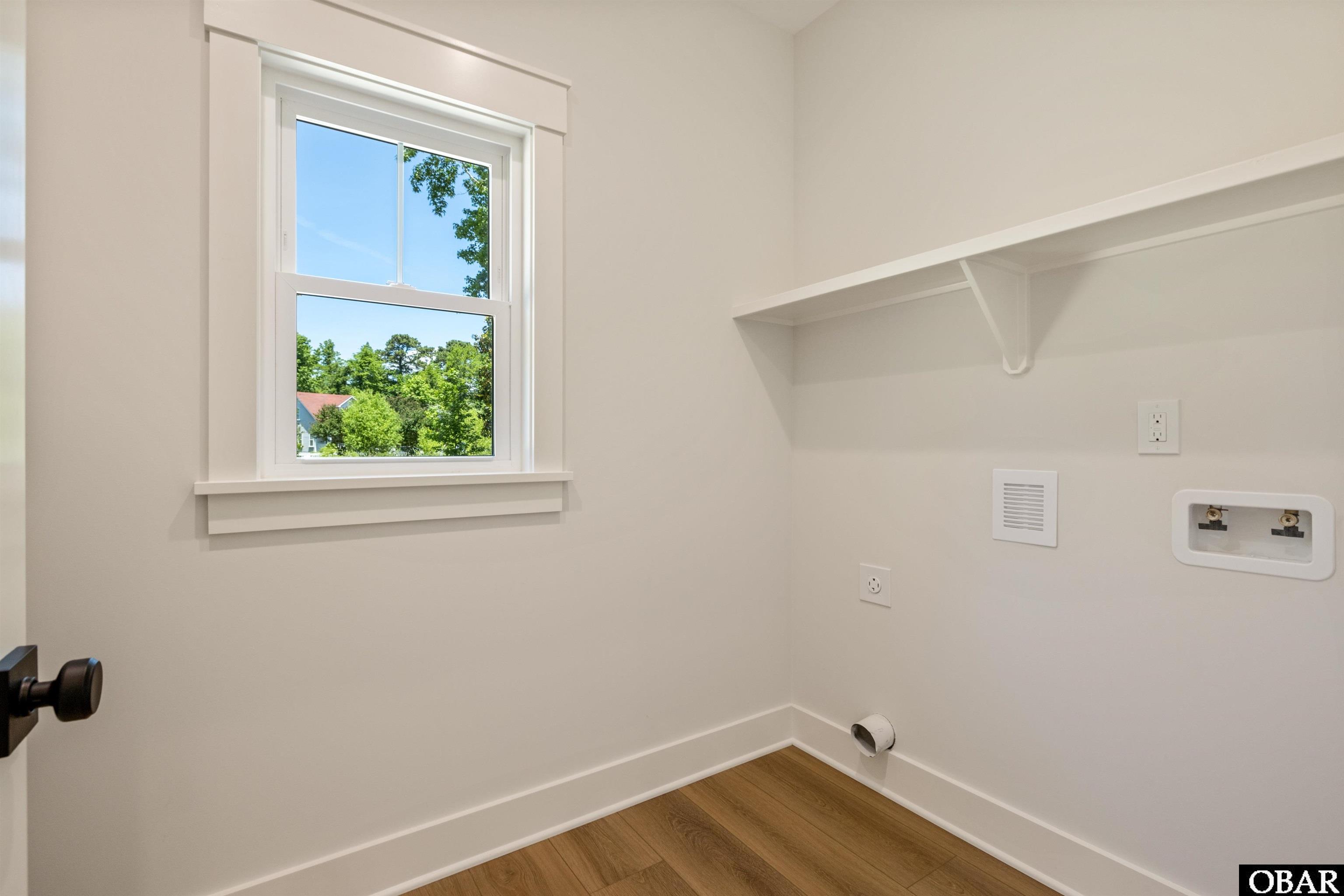 517 Ananias Dare Street Unit 4