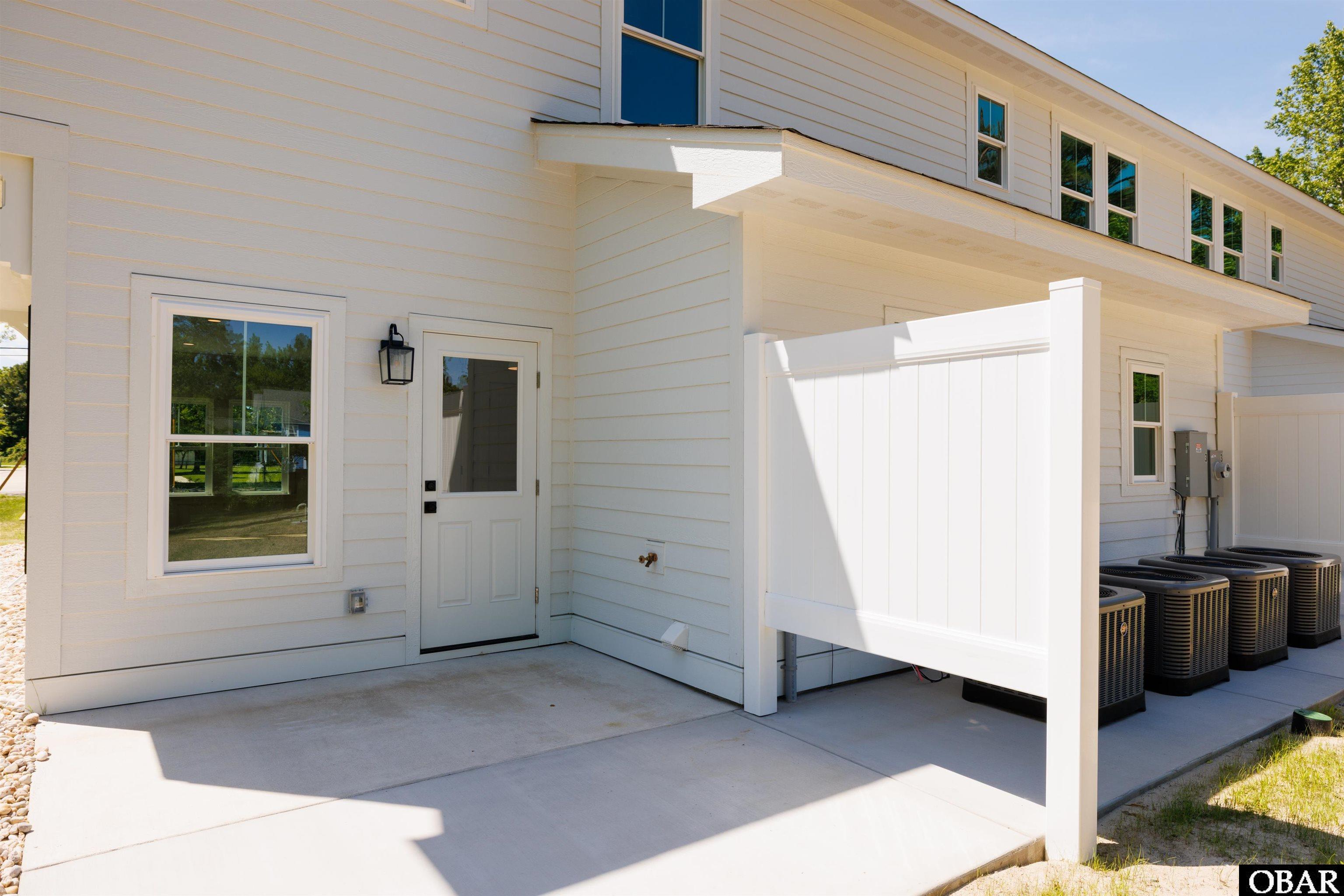 517 Ananias Dare Street Unit 4