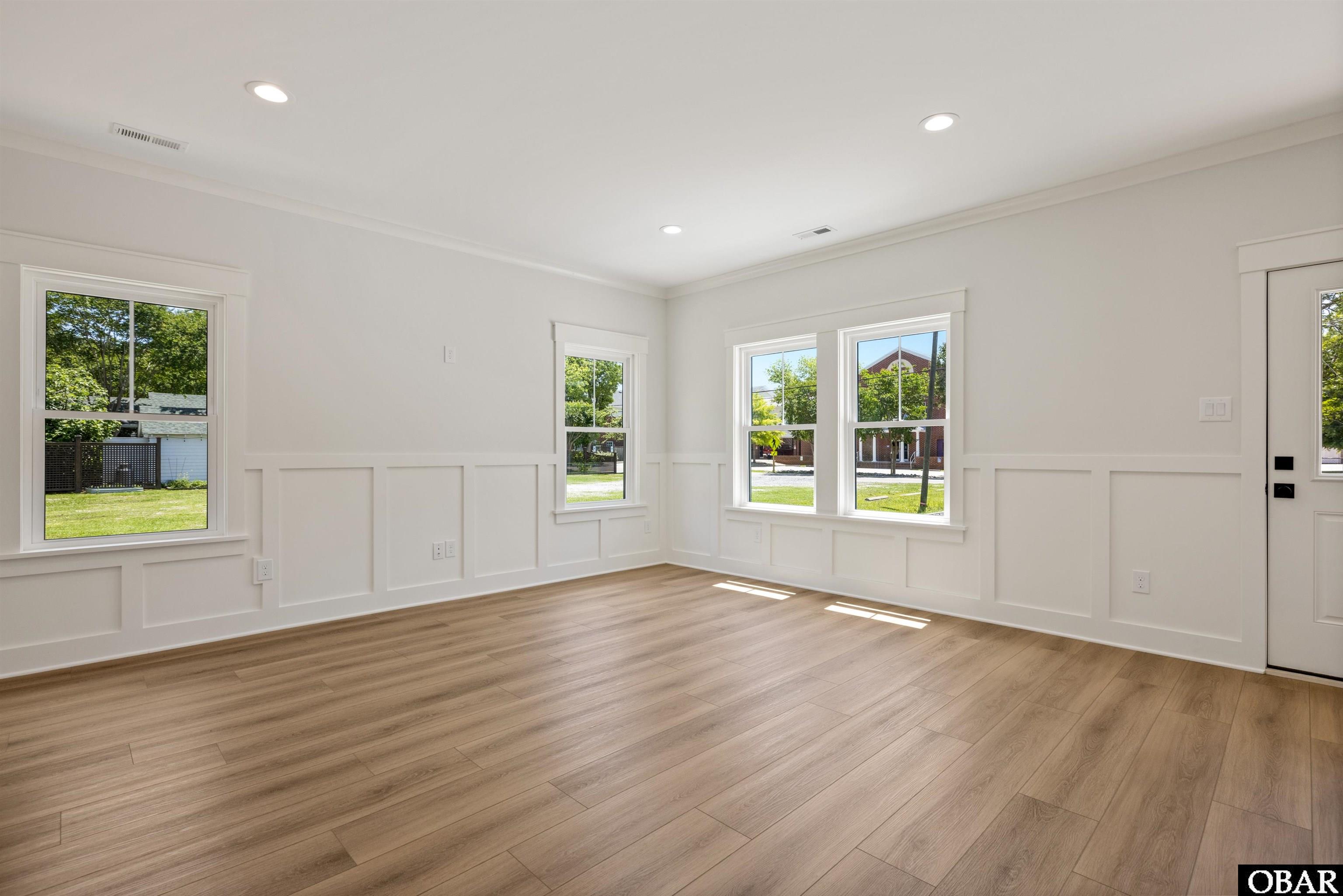 517 Ananias Dare Street Unit 4