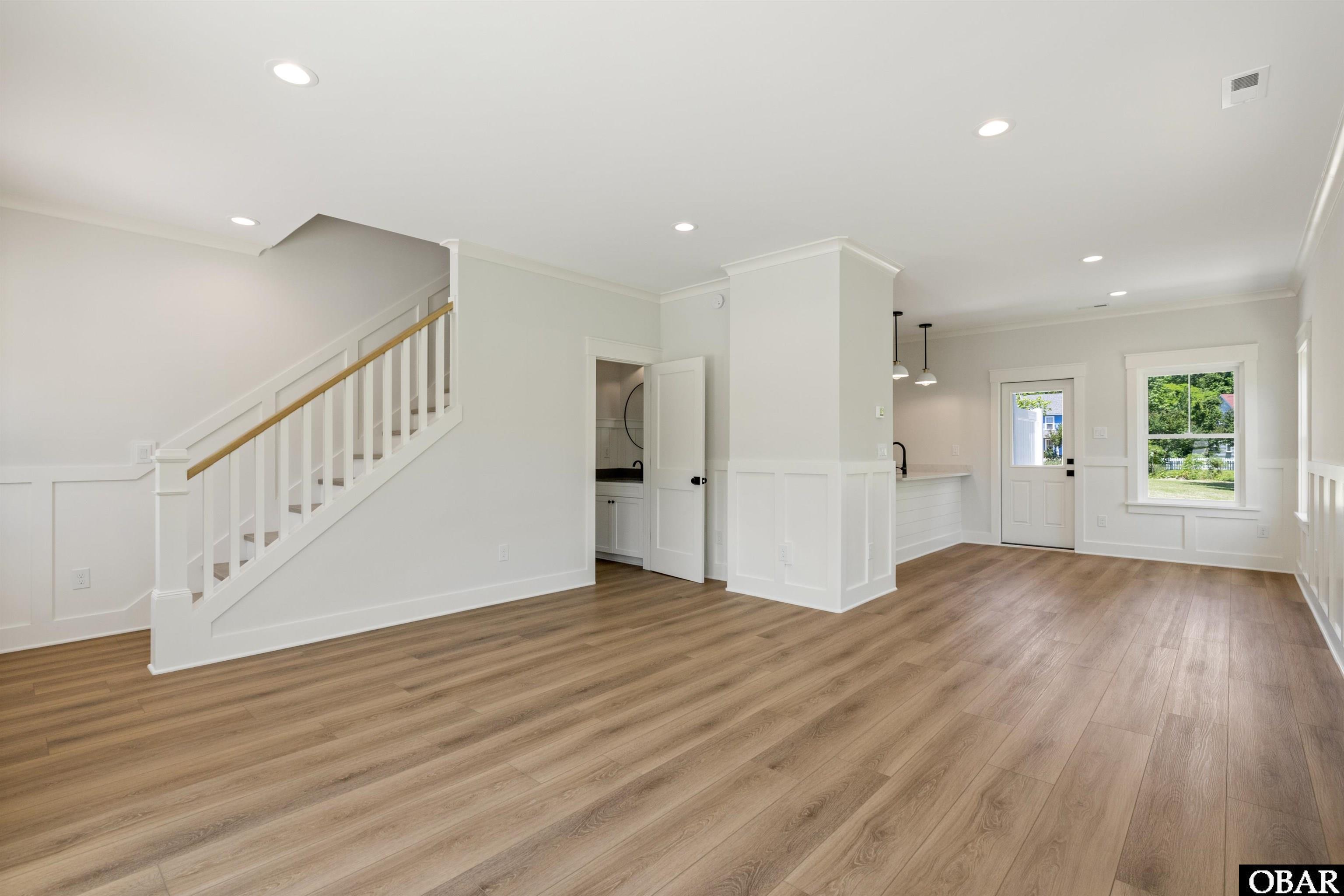 517 Ananias Dare Street Unit 4