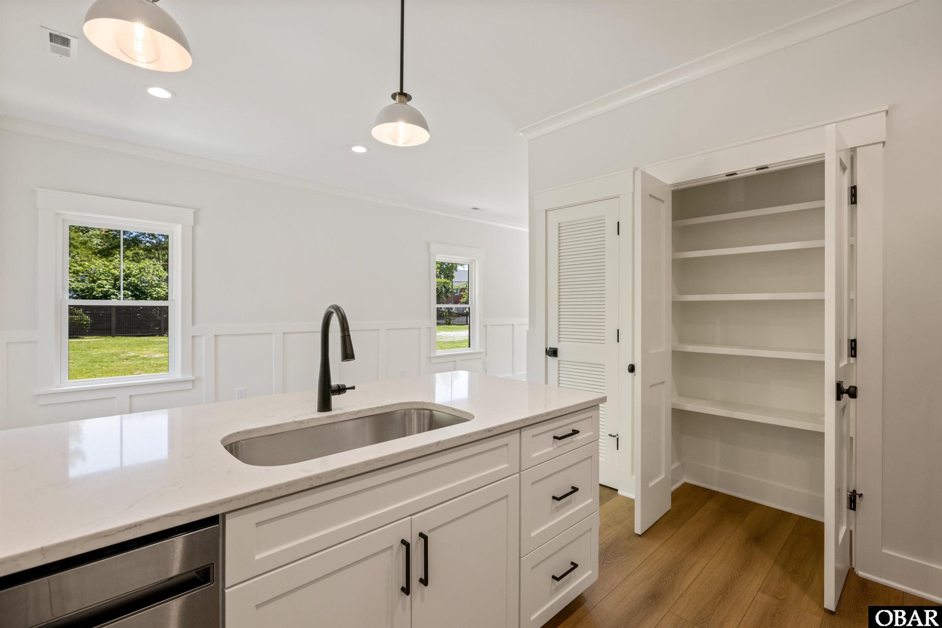 517 Ananias Dare Street Unit 4