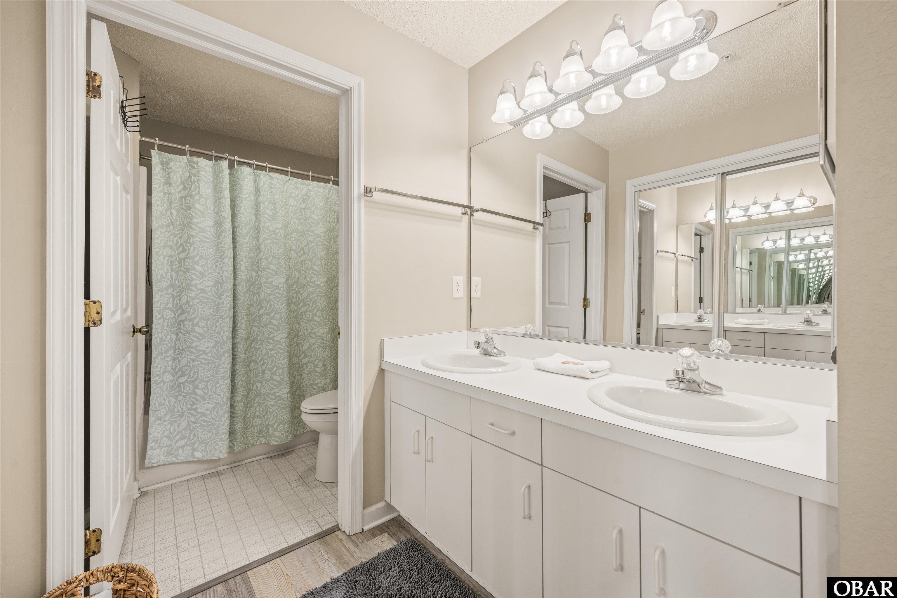 811 Pirates Way Unit 811