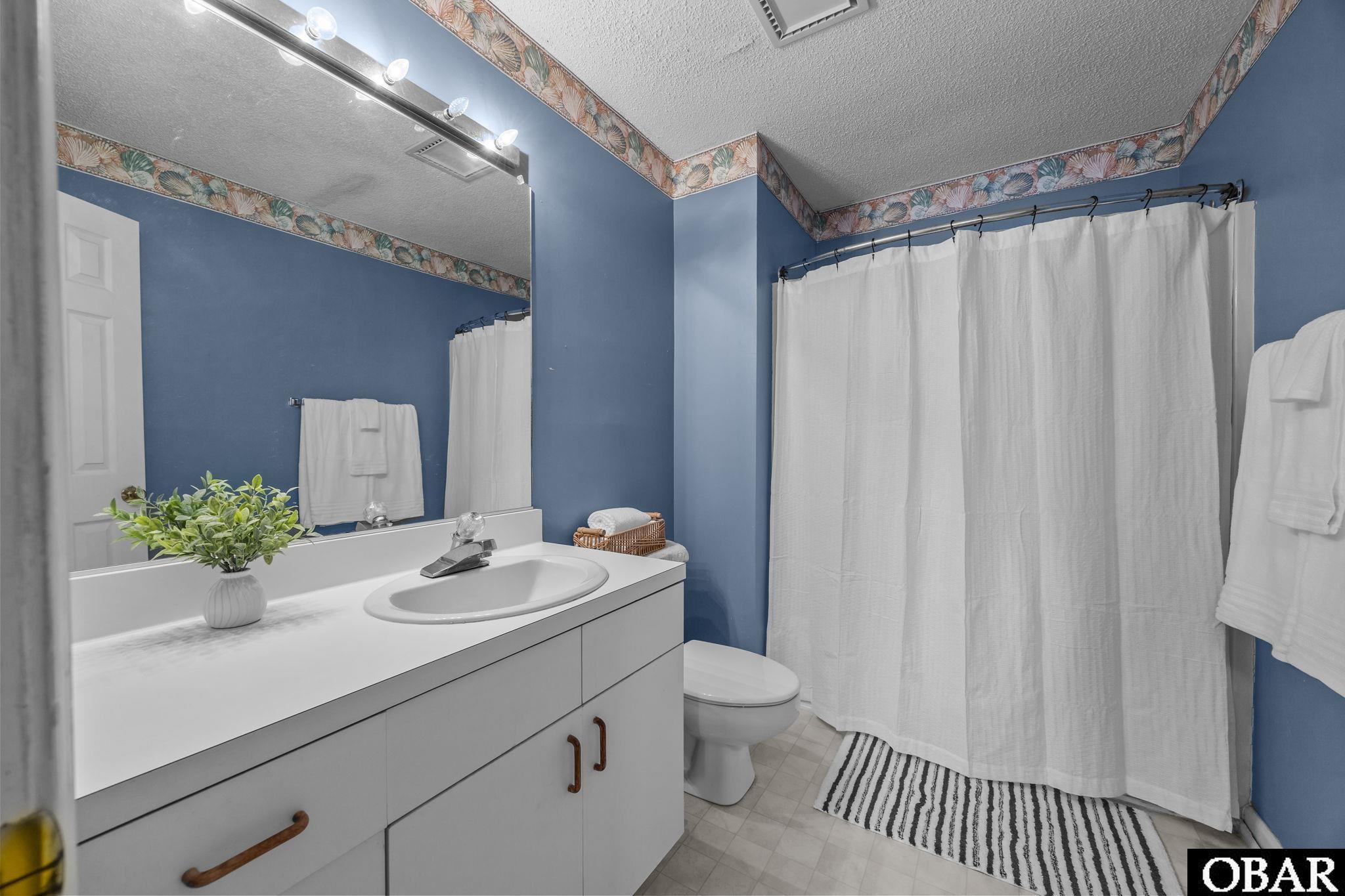 213 Pirates Way Unit 213