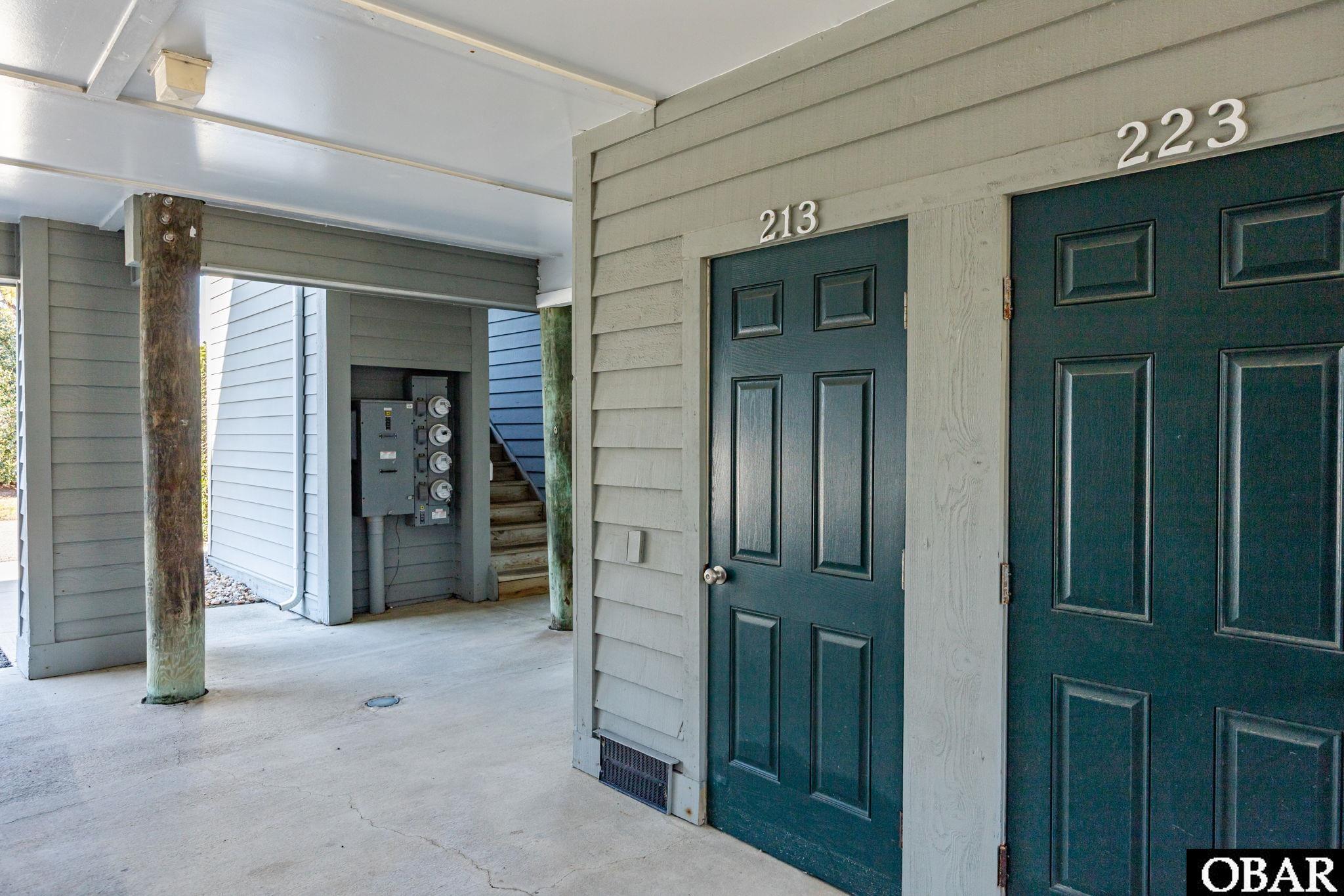 213 Pirates Way Unit 213