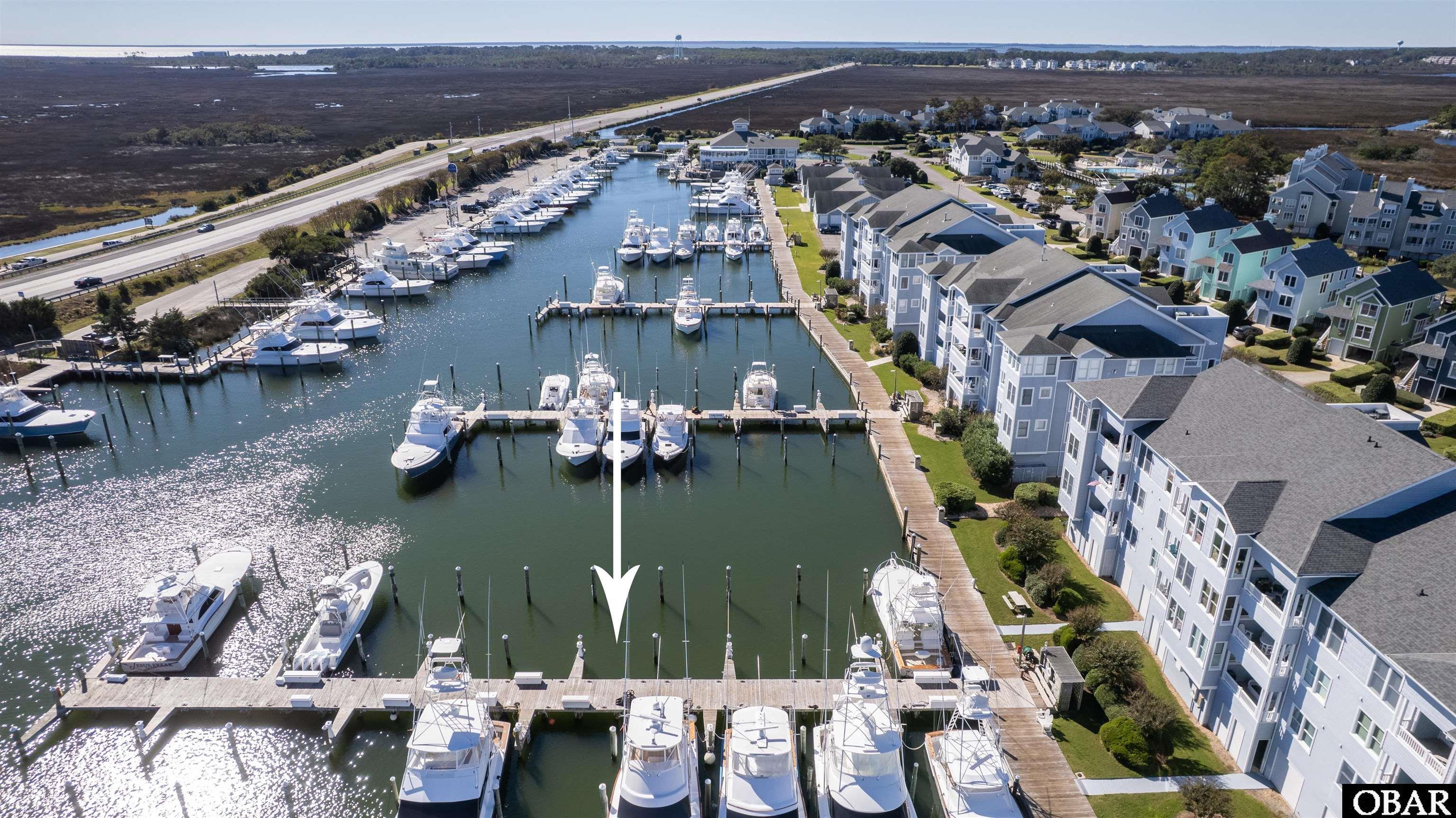 128 Yacht Club Court Slip 128