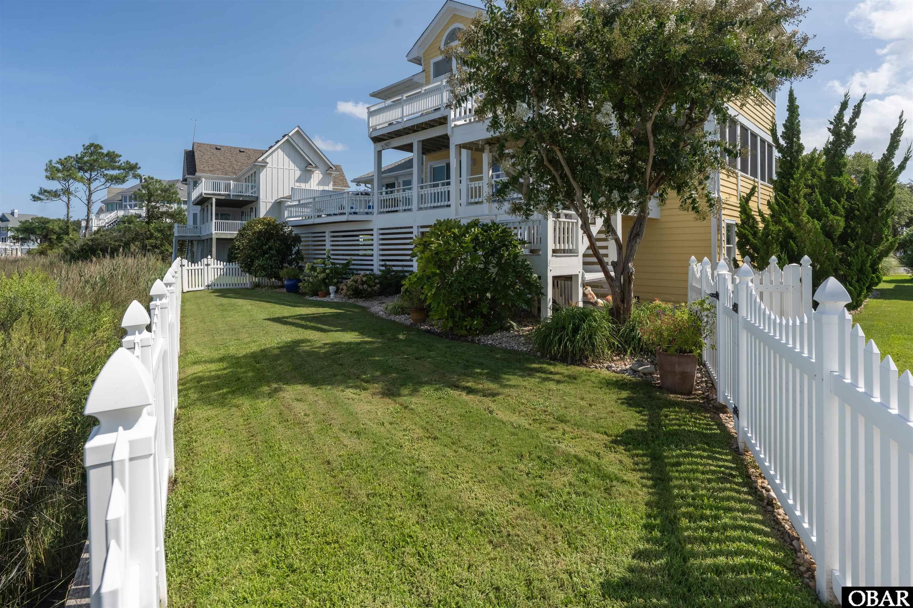 46 N Hammock Court