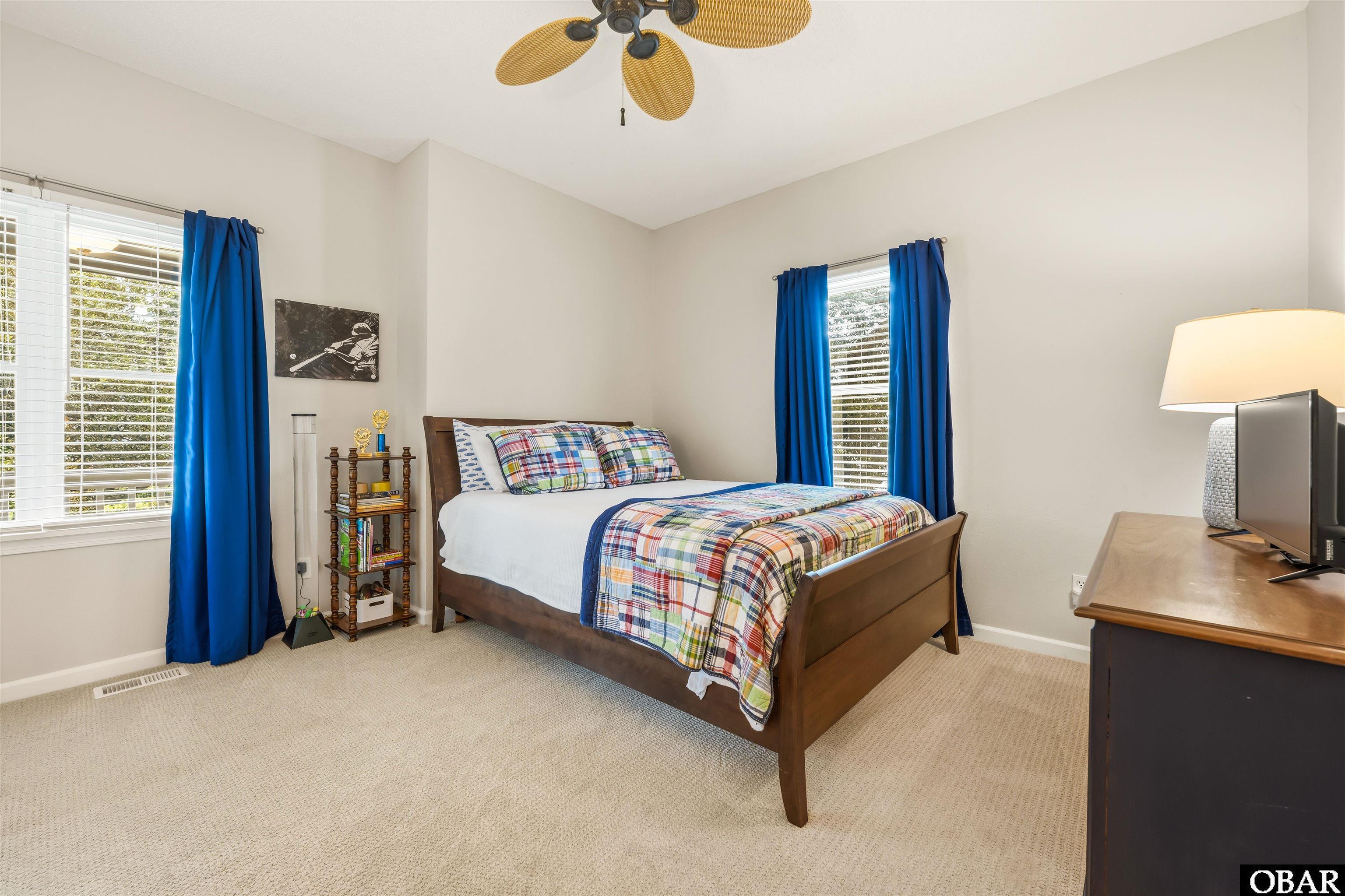 3 Spinnaker Court