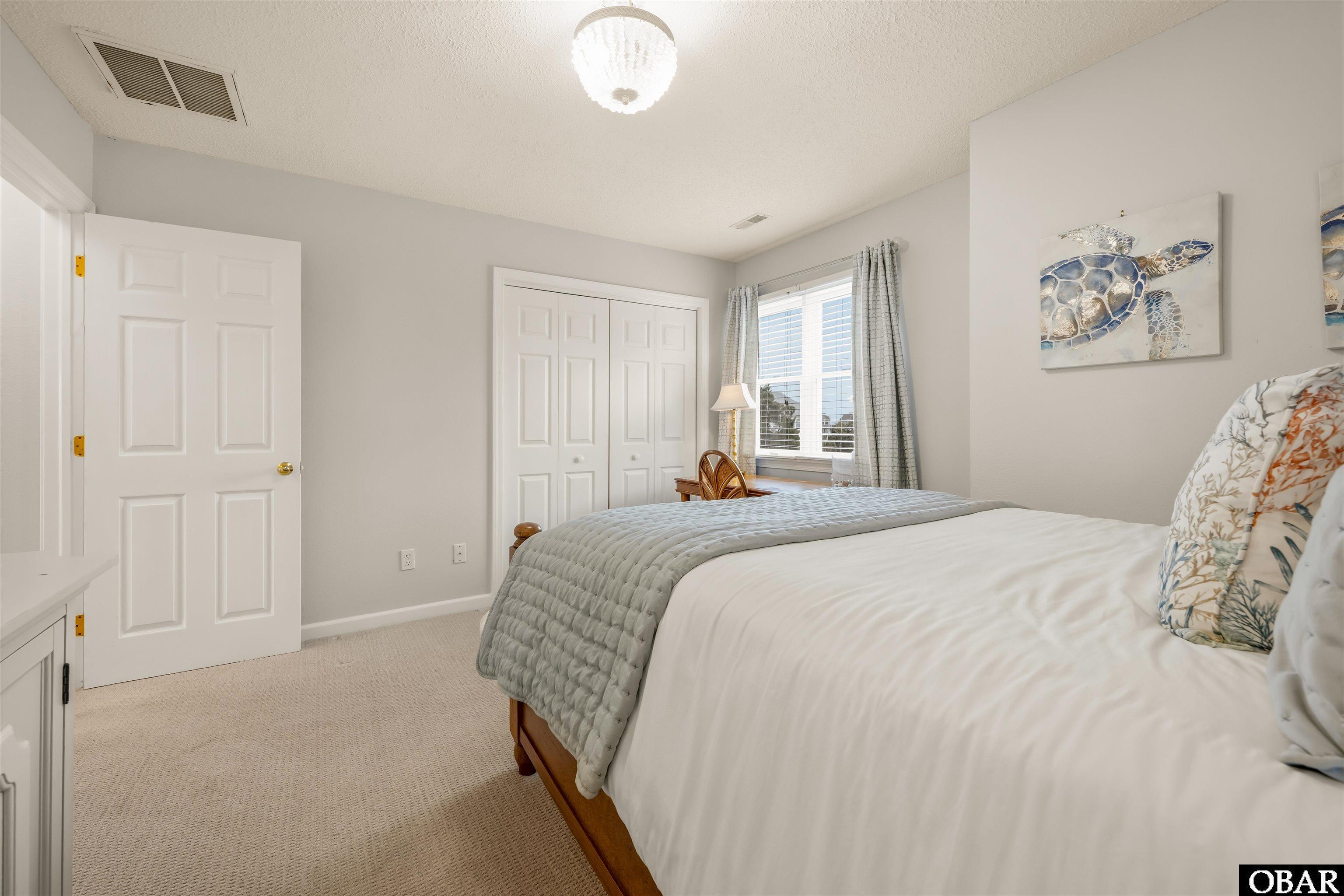 3 Spinnaker Court